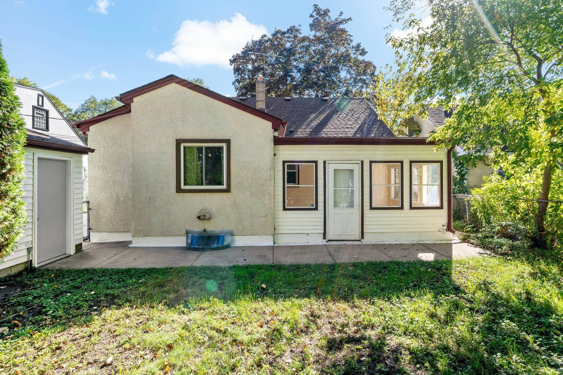 63 Iowa Avenue W, 97, Saint Paul, MN 55117 4-web-or-mls-63 Iowa Ave W St Paul MN_0008.jpg