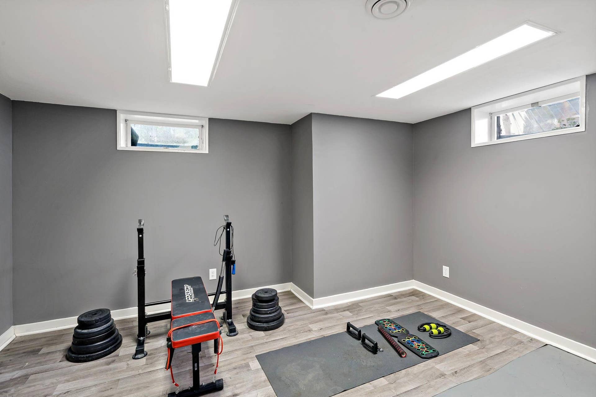 63 Iowa Avenue W, 97, Saint Paul, MN 55117 27-web-or-mls-63 Iowa Ave W St Paul MN_0031.jpg