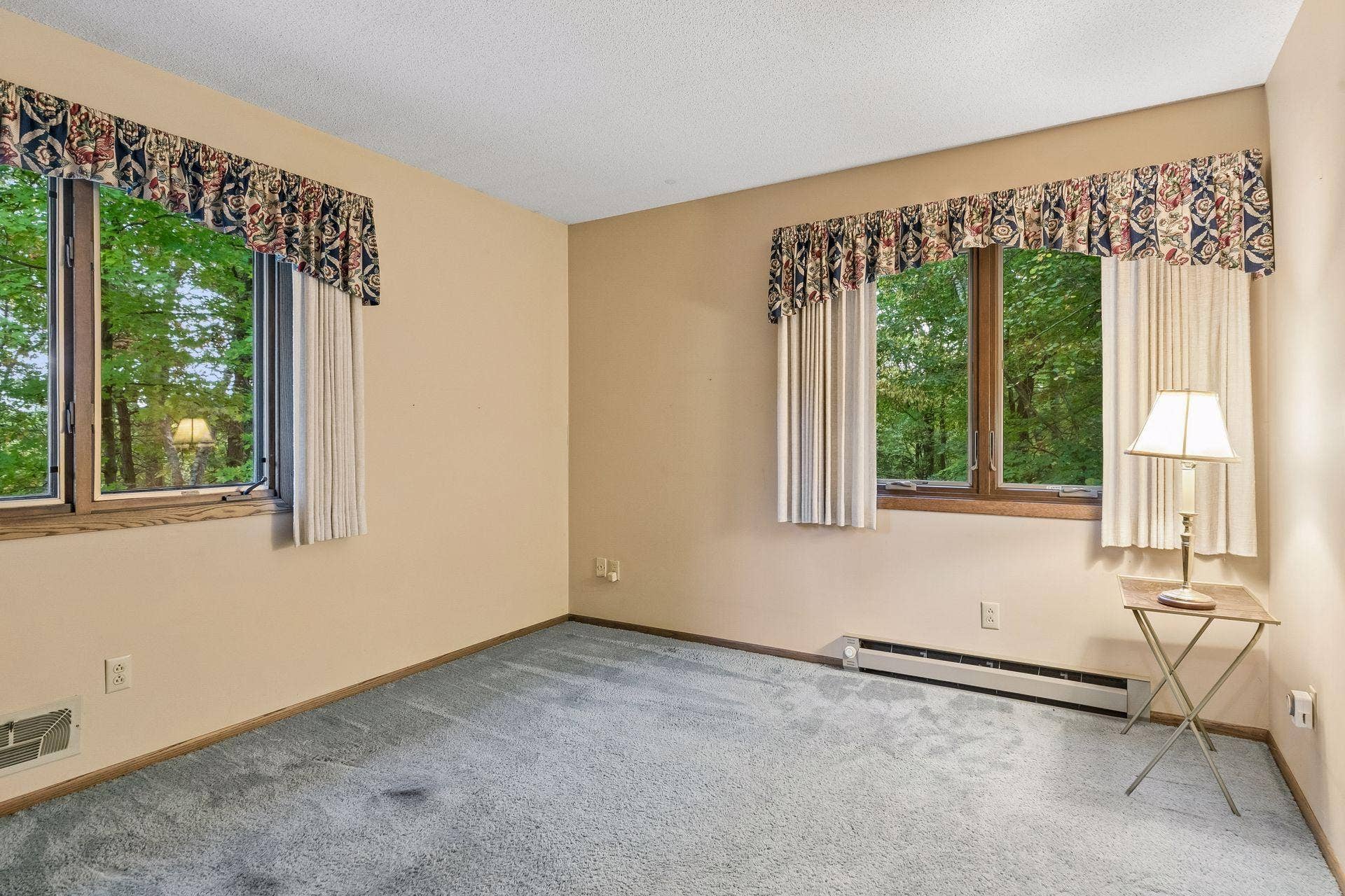 11650 Dellwood Road N, Stillwater, MN 55082 11650 Dellwood Road N, Stillwater, MN 55082