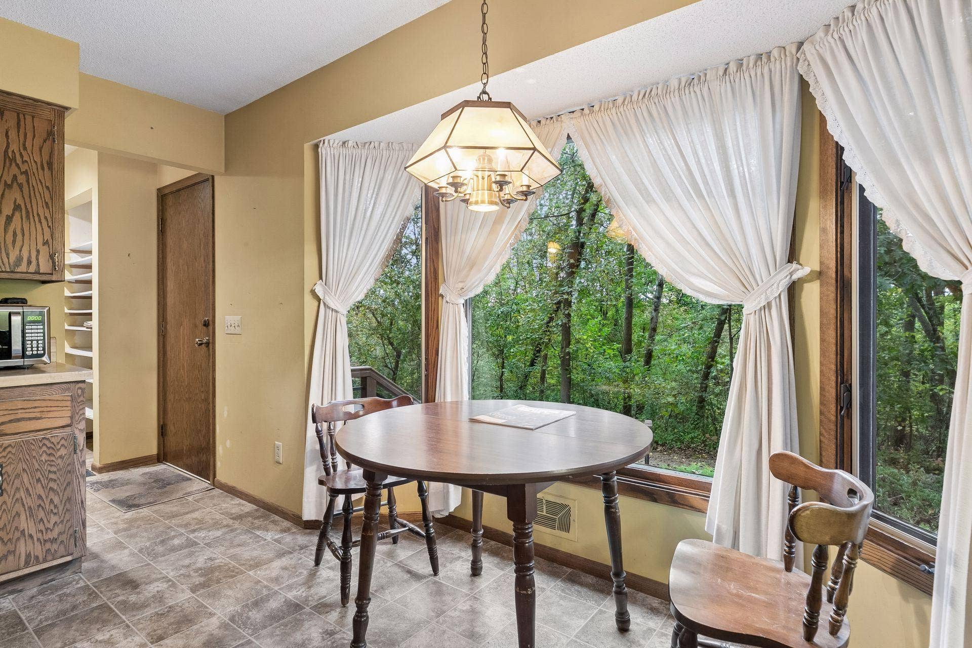 11650 Dellwood Road N, Stillwater, MN 55082 11650 Dellwood Road N, Stillwater, MN 55082