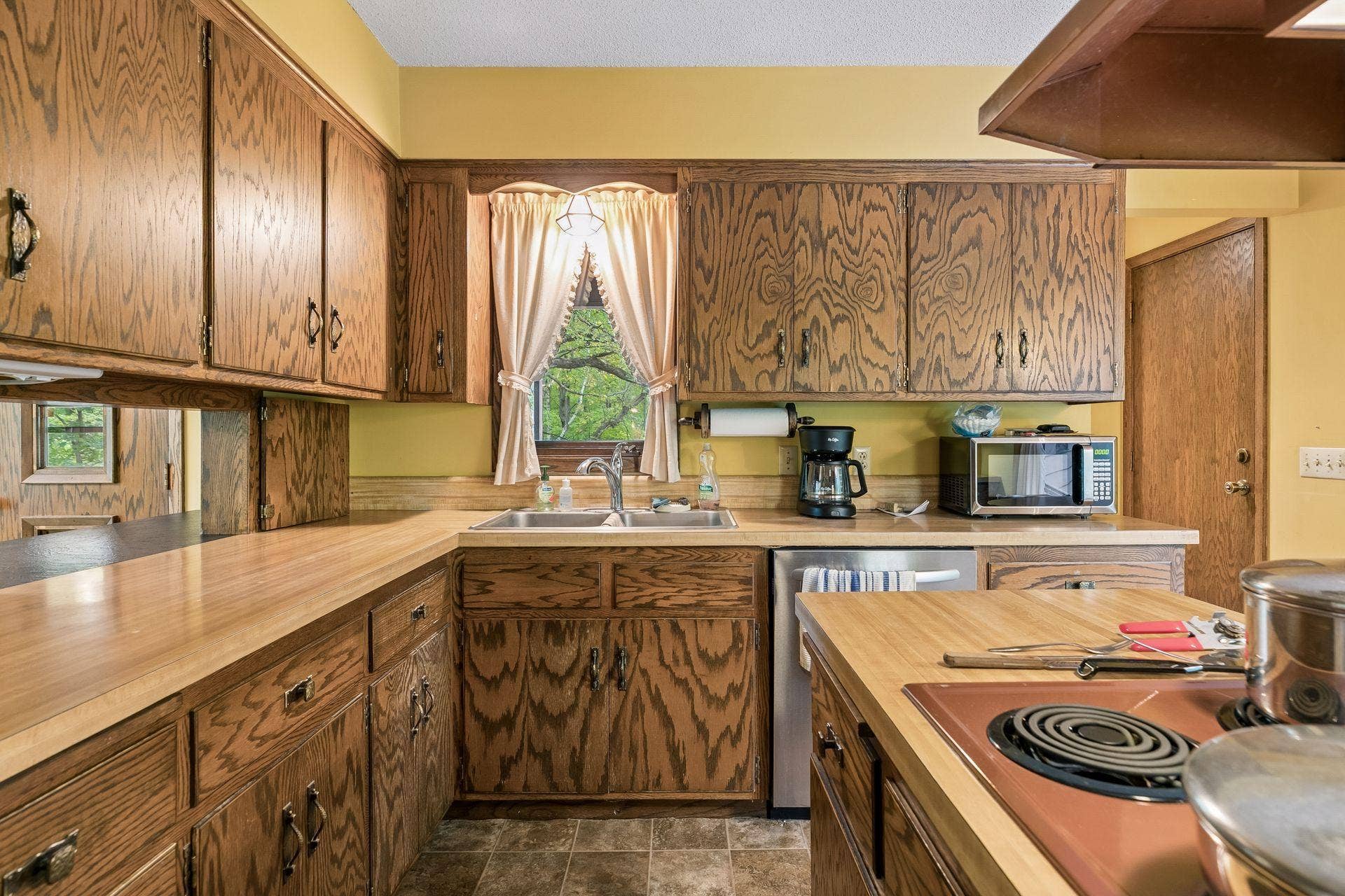11650 Dellwood Road N, Stillwater, MN 55082 11650 Dellwood Road N, Stillwater, MN 55082