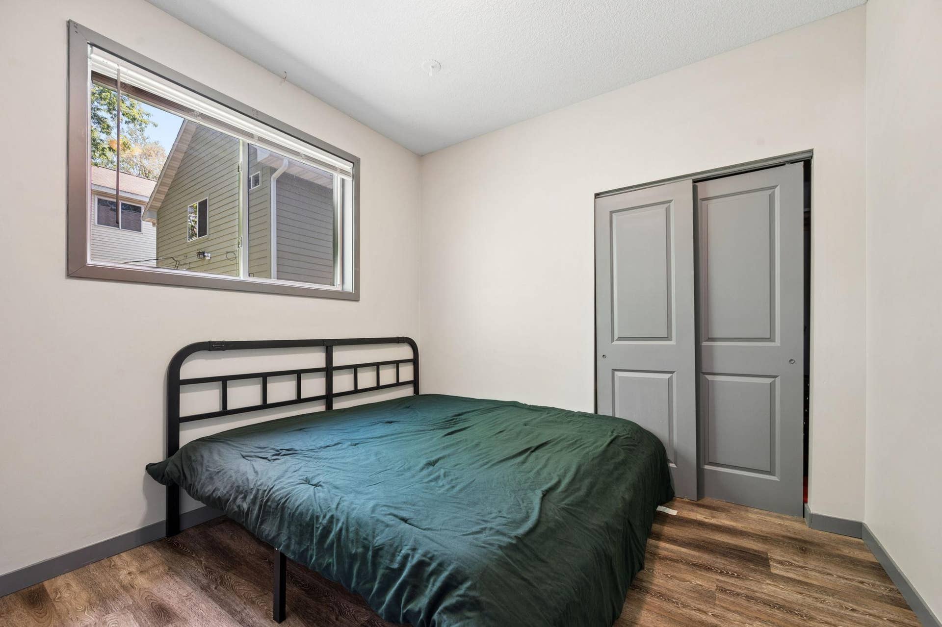 211 Belvidere Street E, 104, Saint Paul, MN 55107 26-web-or-mls-FSF_1446.jpg