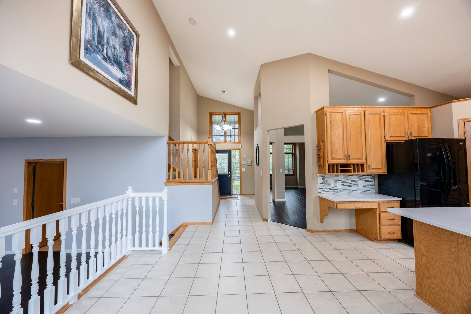 3509 91st Crescent N, Brooklyn Park, MN 55443 HighCeilings