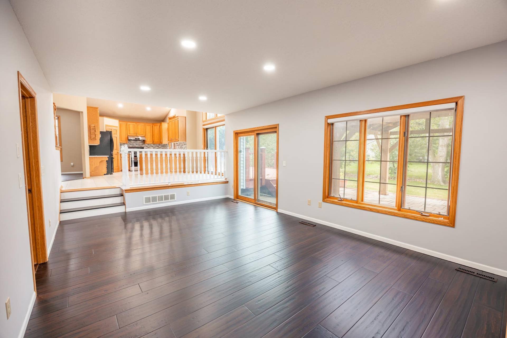 3509 91st Crescent N, Brooklyn Park, MN 55443 FamilyRoom2