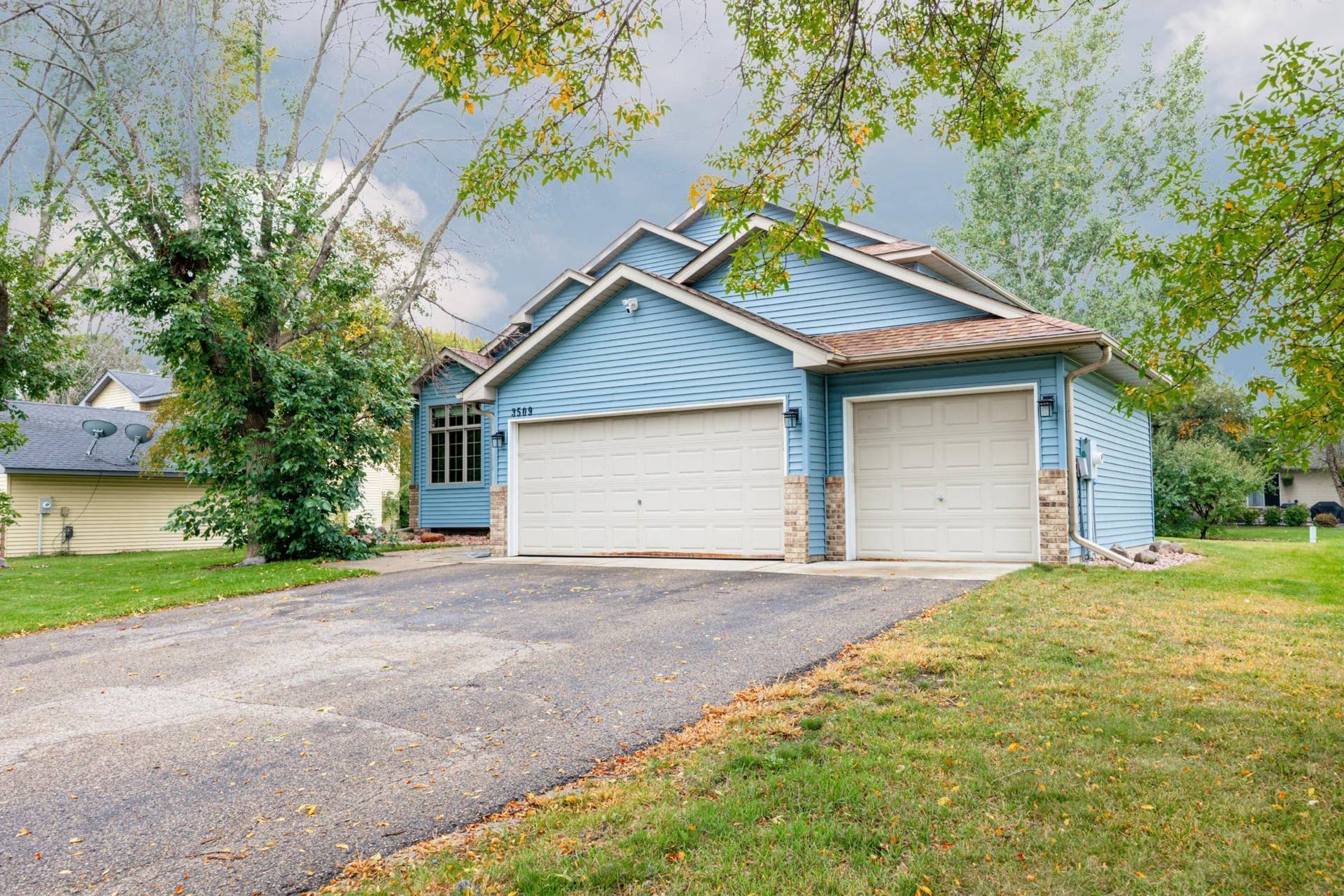 3509 91st Crescent N, Brooklyn Park, MN 55443 HarmasonPhotography-350991stCres-4.jpg
