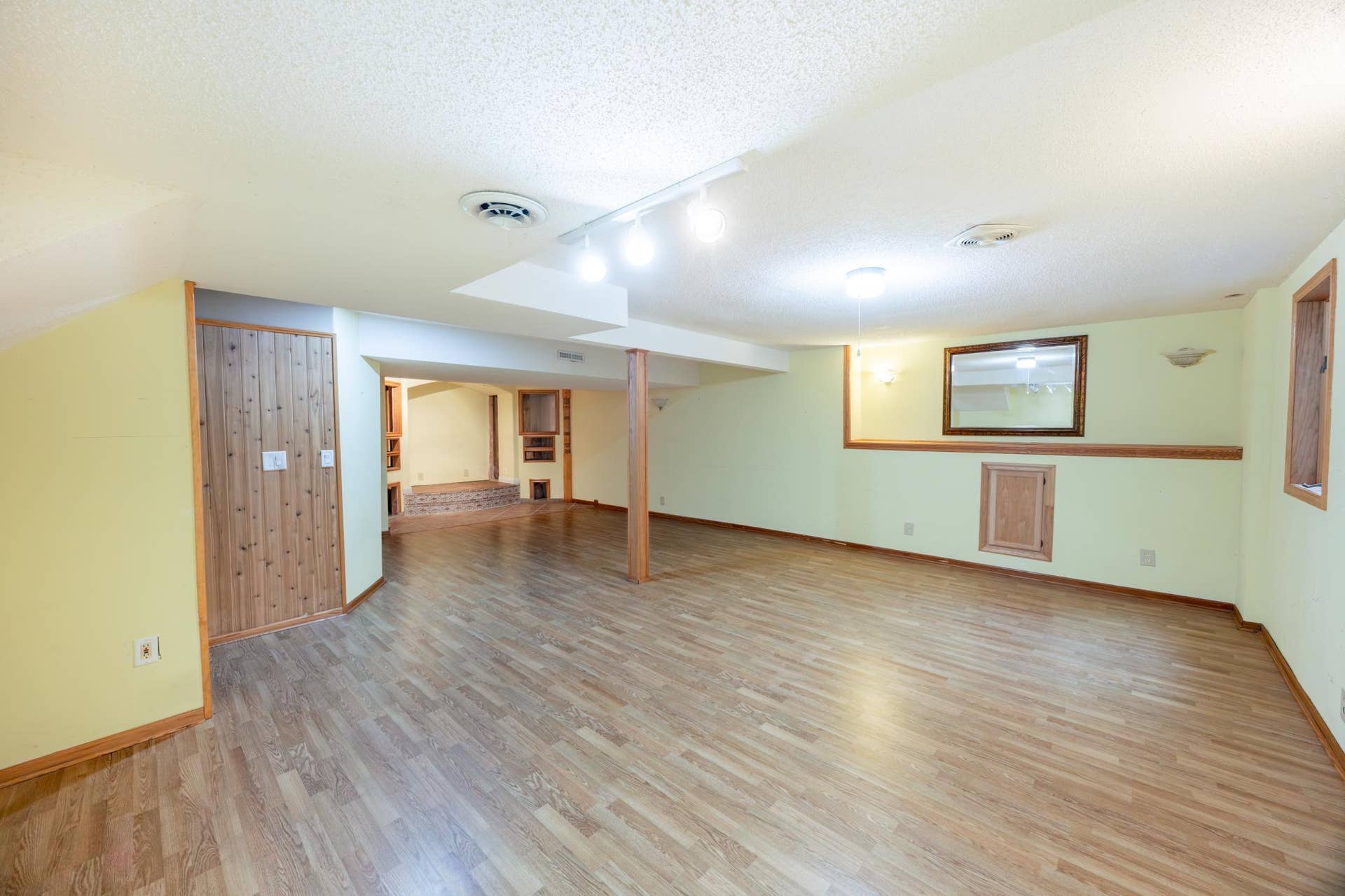 3509 91st Crescent N, Brooklyn Park, MN 55443 LowerLevel