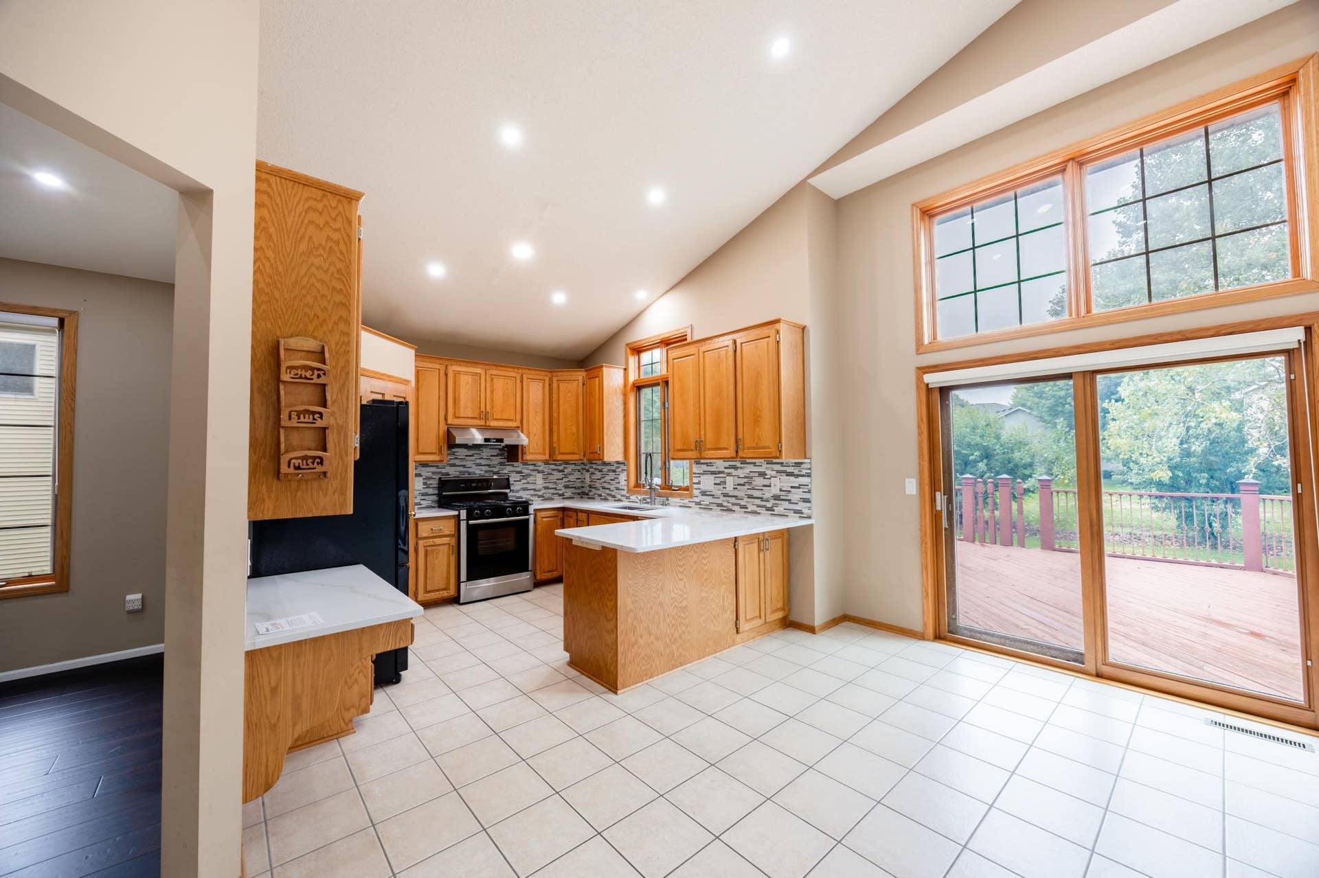 3509 91st Crescent N, Brooklyn Park, MN 55443 Kitchen