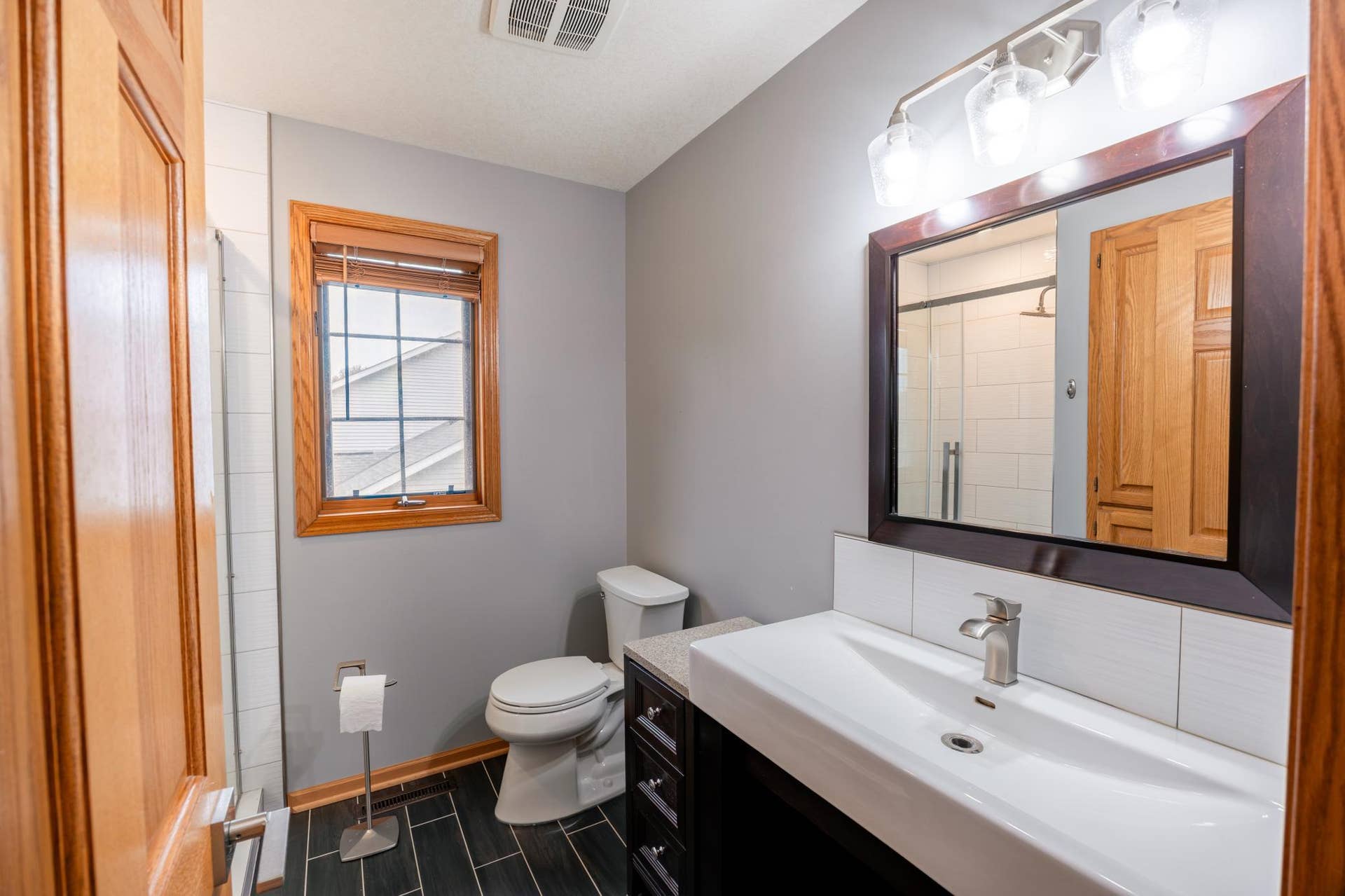3509 91st Crescent N, Brooklyn Park, MN 55443 MasterBathroom