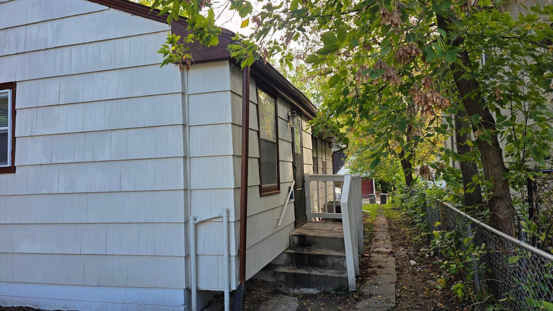 2806 Emerson Avenue N, 31, Minneapolis, MN 55411 2806 Emerson 4.jpg