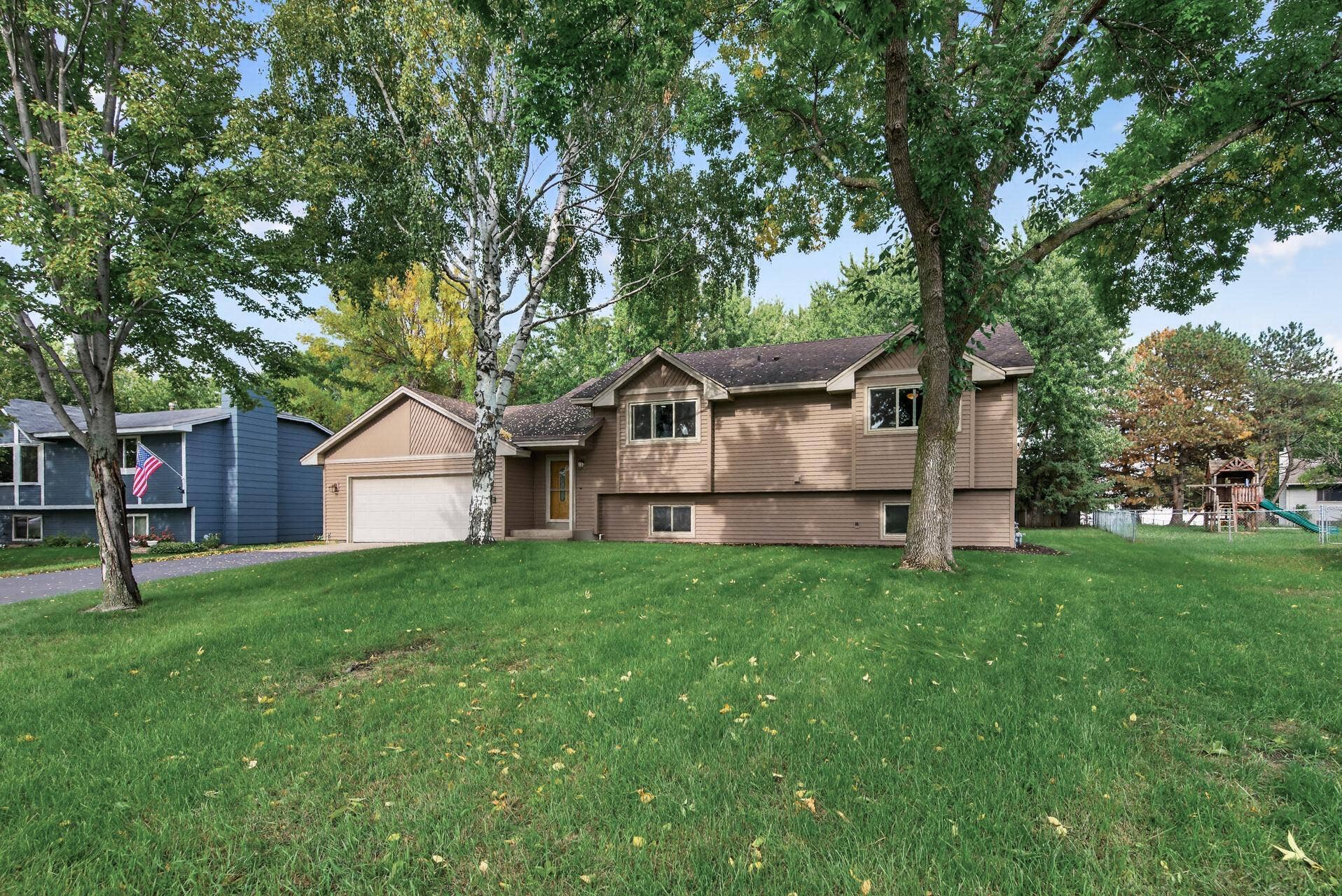 11012 Xylon Lane N, Champlin, MN 55316 01_11012_Xylon1_mls.jpg