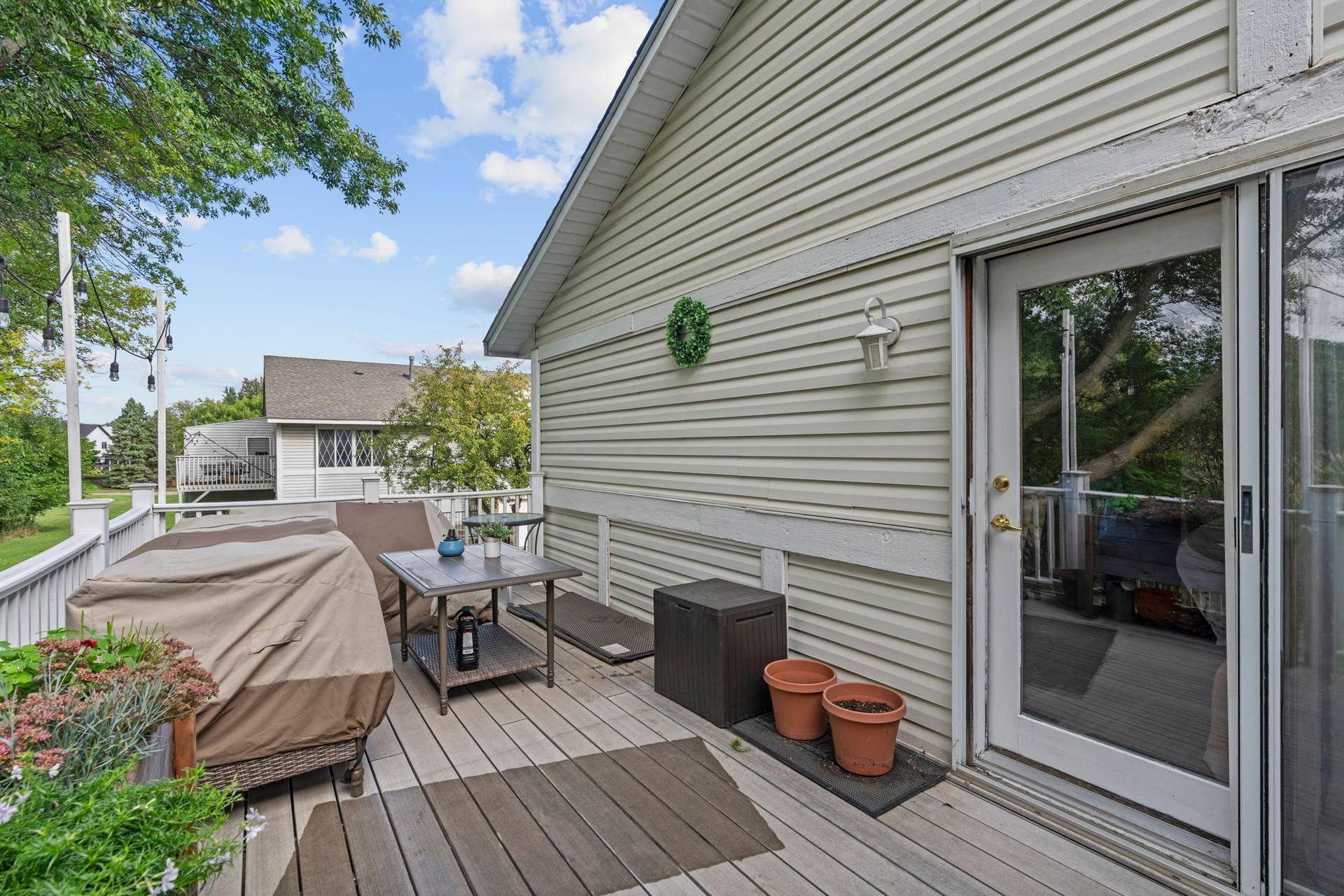 15813 Griffon Path, Apple Valley, MN 55124 This deck has space for multiple seating areas - perfect for gatherings!