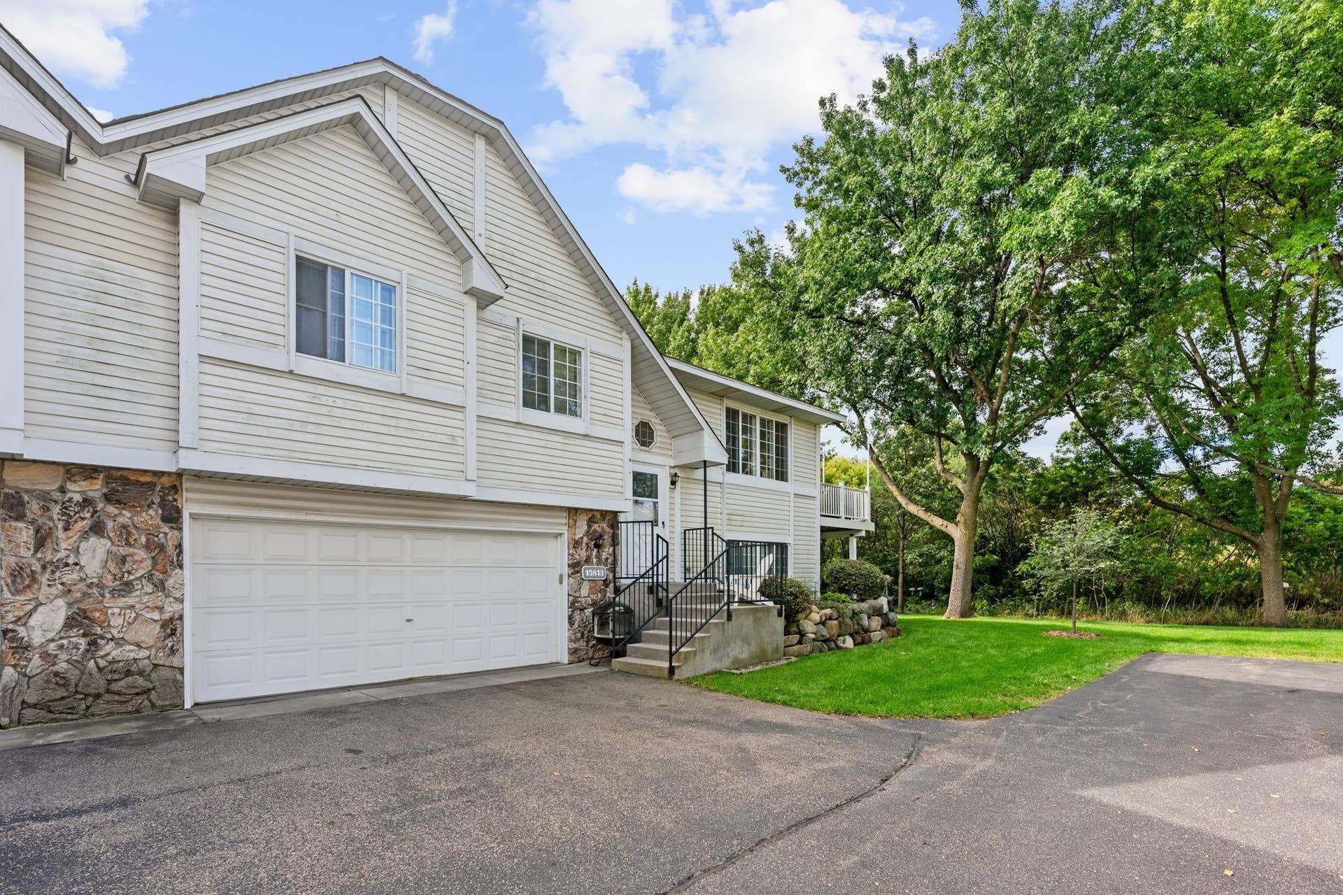 15813 Griffon Path, Apple Valley, MN 55124 Fantastic privacy and guest parking right outside your door.