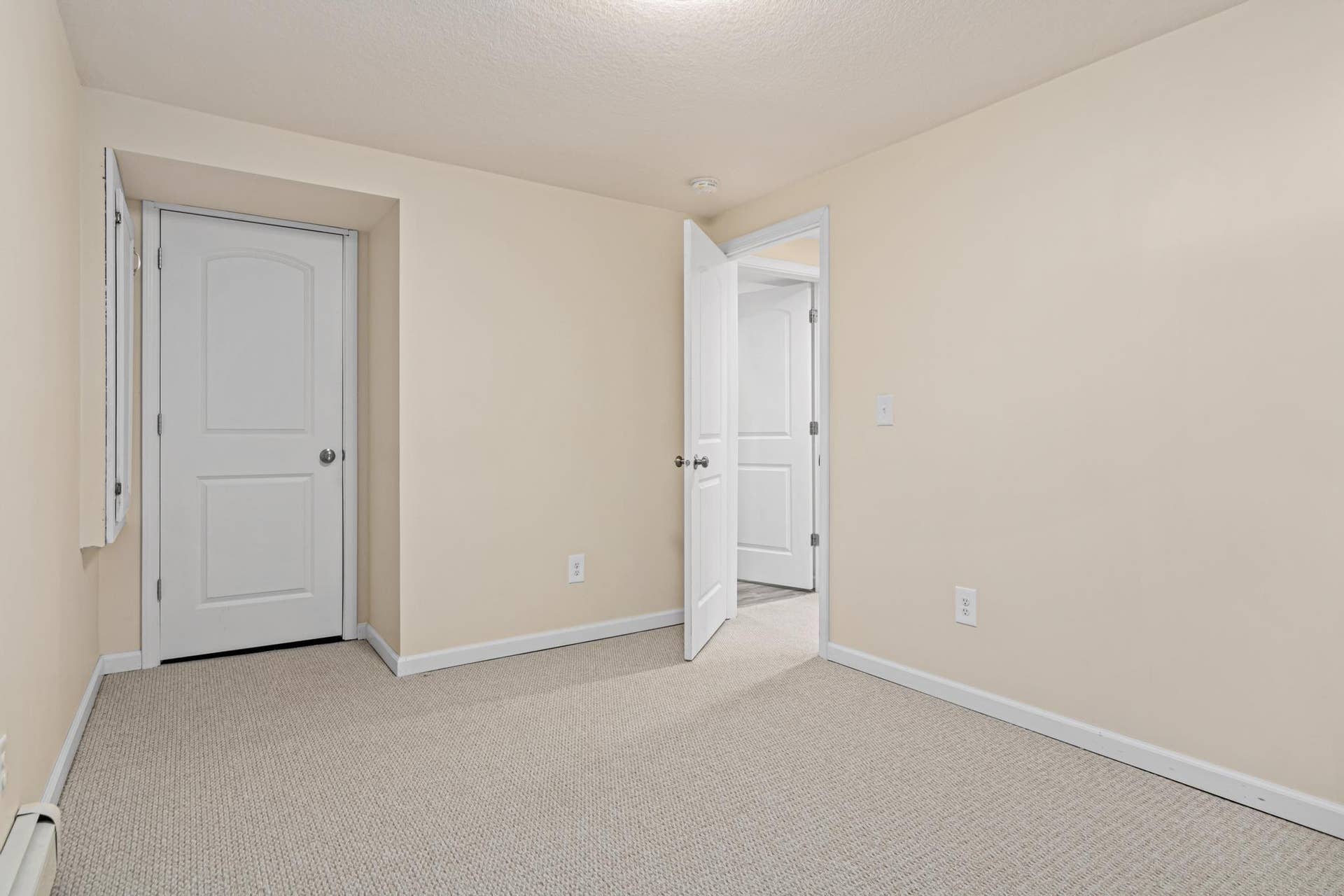 2171 Juno Ave-26.jpg