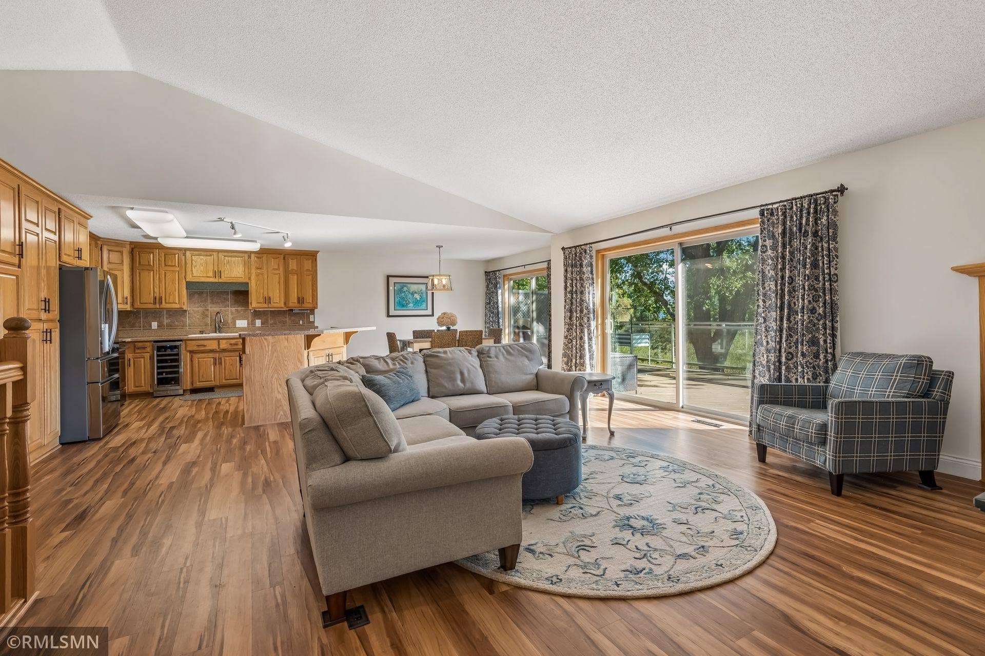 Main Level Livingroom
