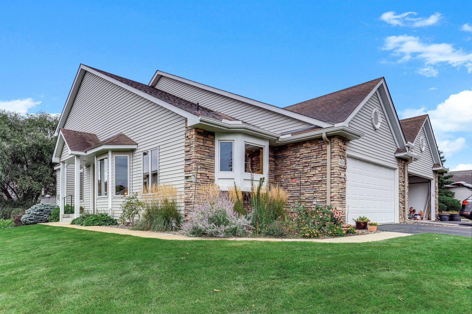 Welcome home to 4626 Greenhaven Drive!