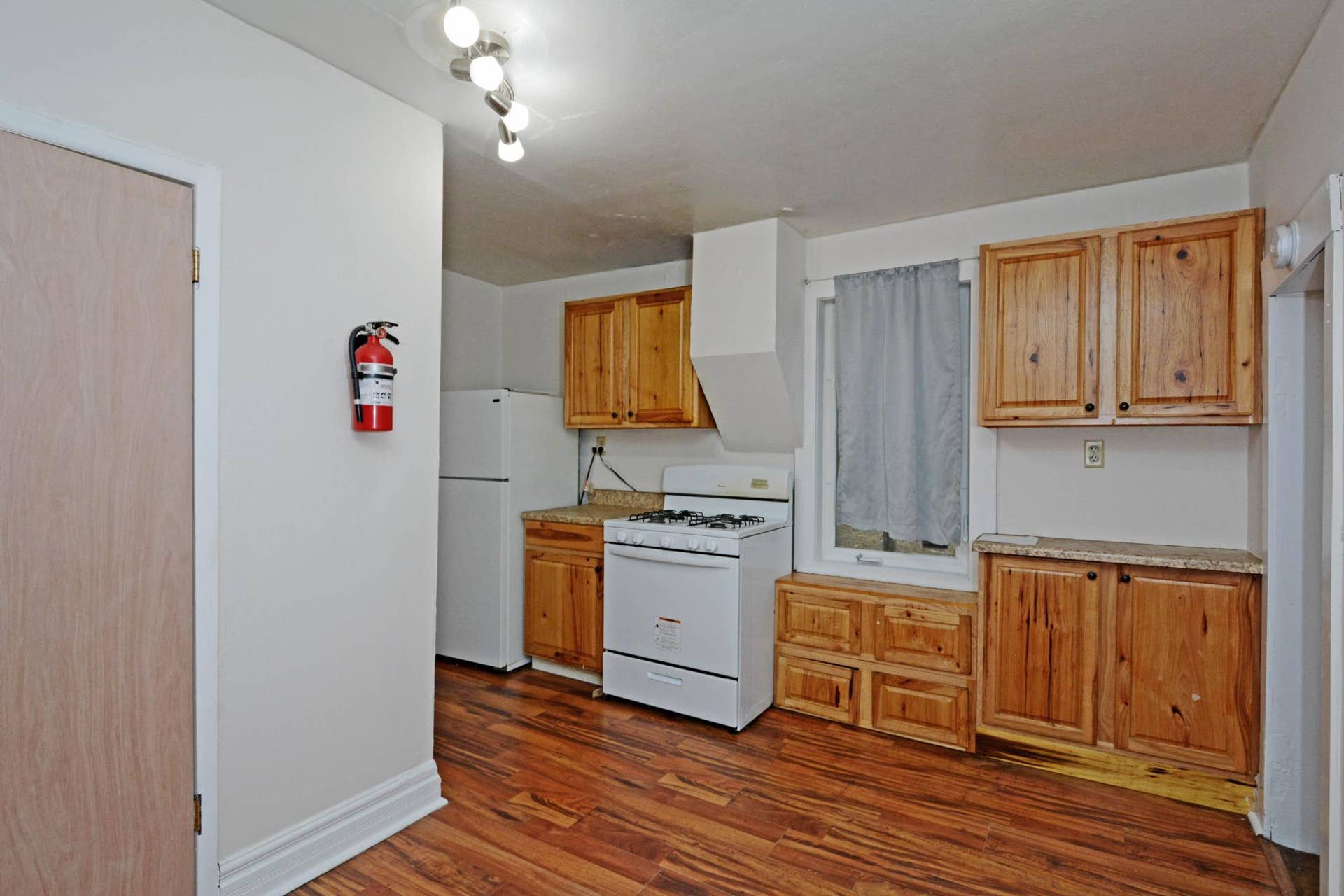 397 Burgess Street, 97, Saint Paul, MN 55117 397 Burgess St 07.jpg