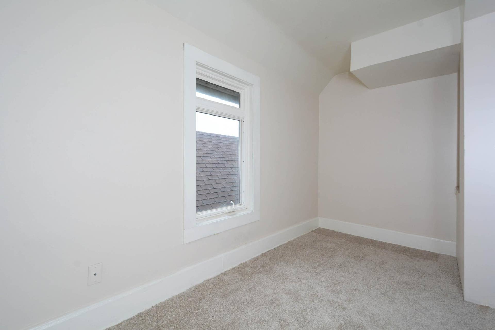 397 Burgess Street, 97, Saint Paul, MN 55117 397 Burgess St 16.jpg