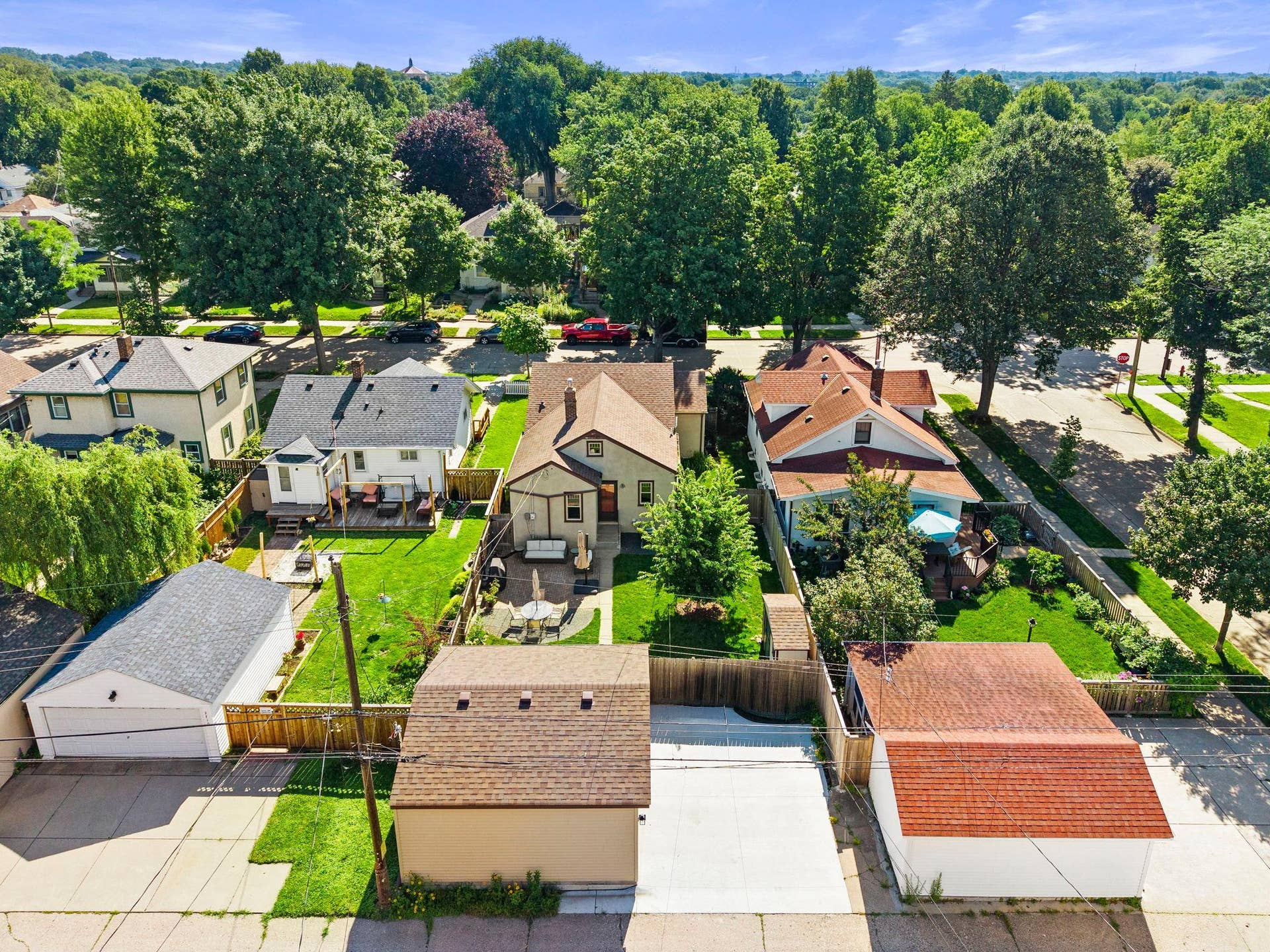 2704 Garfield Street NE, 2, Minneapolis, MN 55418 96-web-or-mls-2704 NE Garfield St-172.jpg