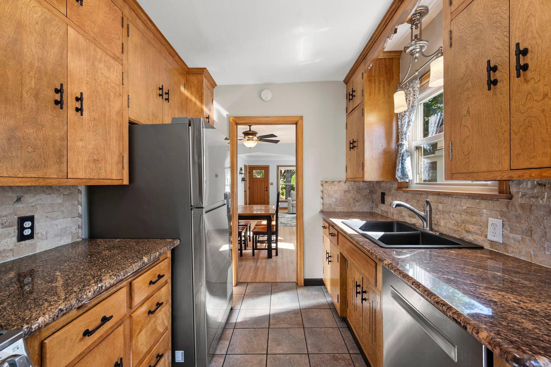 2704 Garfield Street NE, 2, Minneapolis, MN 55418 37-web-or-mls-2704 Garfield St NE-75.jpg