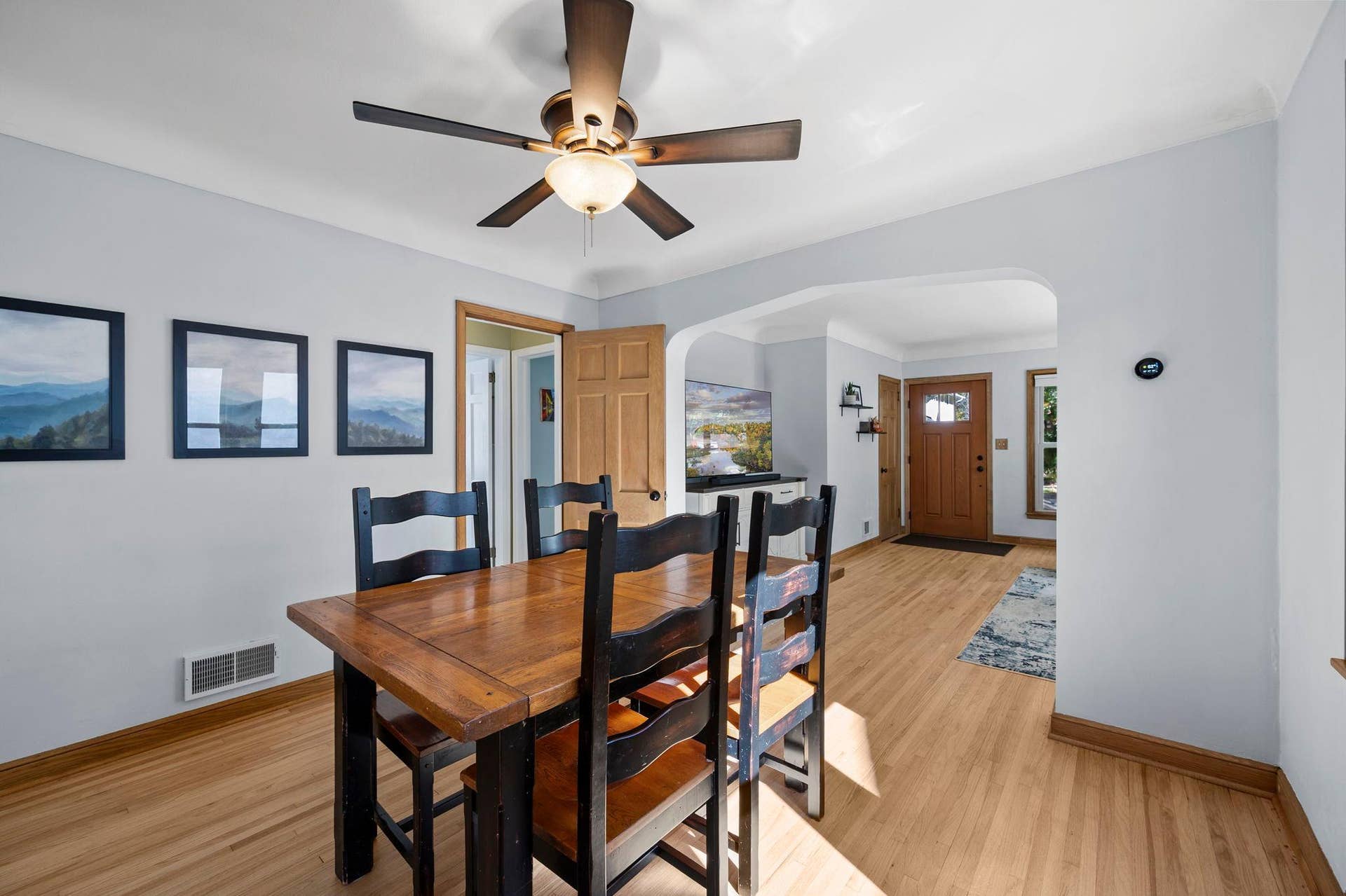 2704 Garfield Street NE, 2, Minneapolis, MN 55418 32-web-or-mls-2704 Garfield St NE-50.jpg