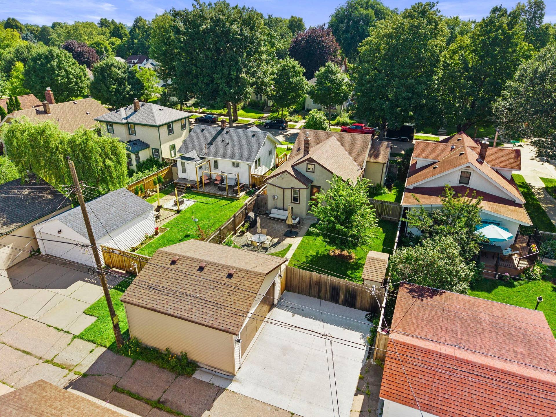 2704 Garfield Street NE, 2, Minneapolis, MN 55418 98-web-or-mls-2704 NE Garfield St-178.jpg