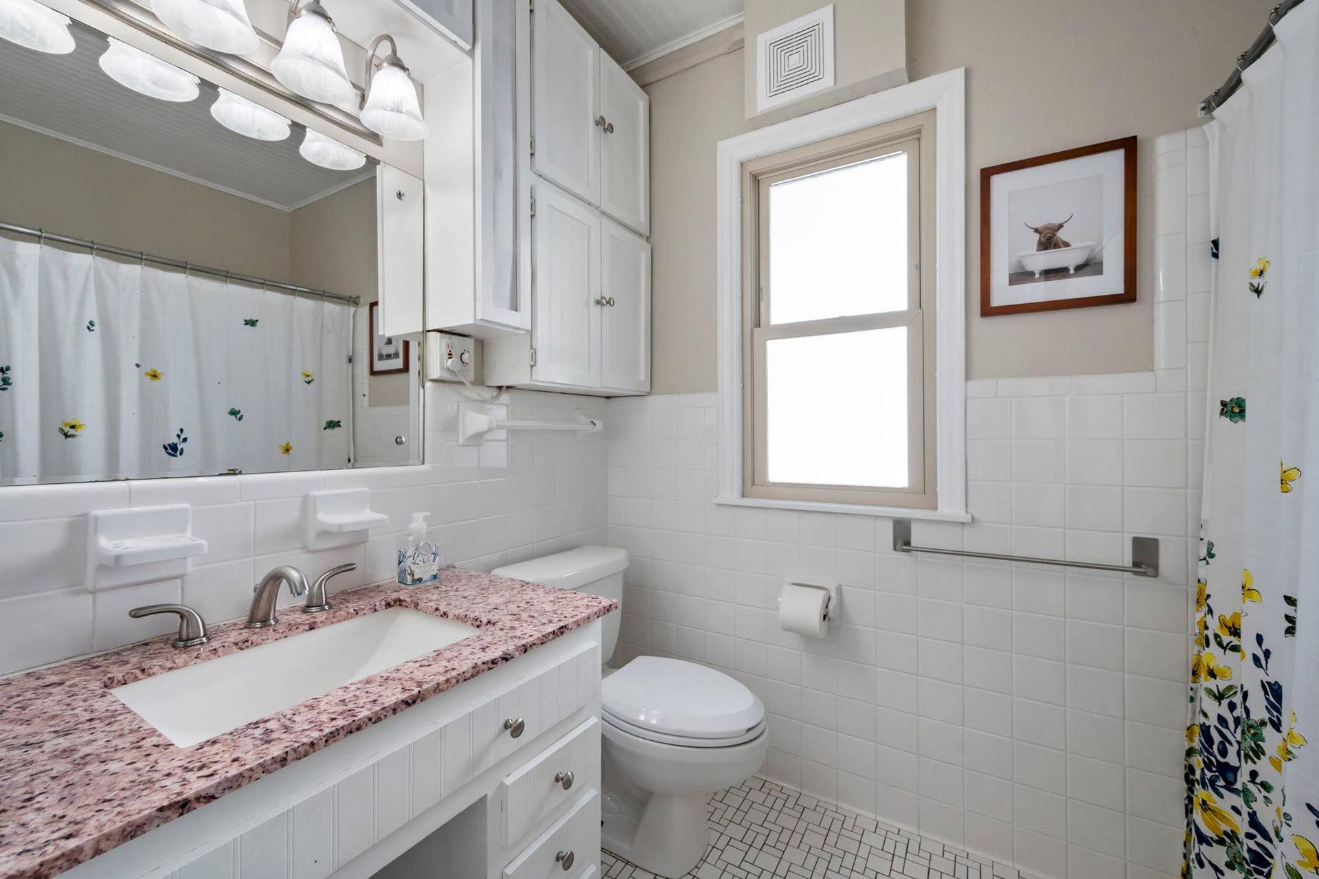 2704 Garfield Street NE, 2, Minneapolis, MN 55418 44-web-or-mls-2704 Garfield St NE-110.jpg