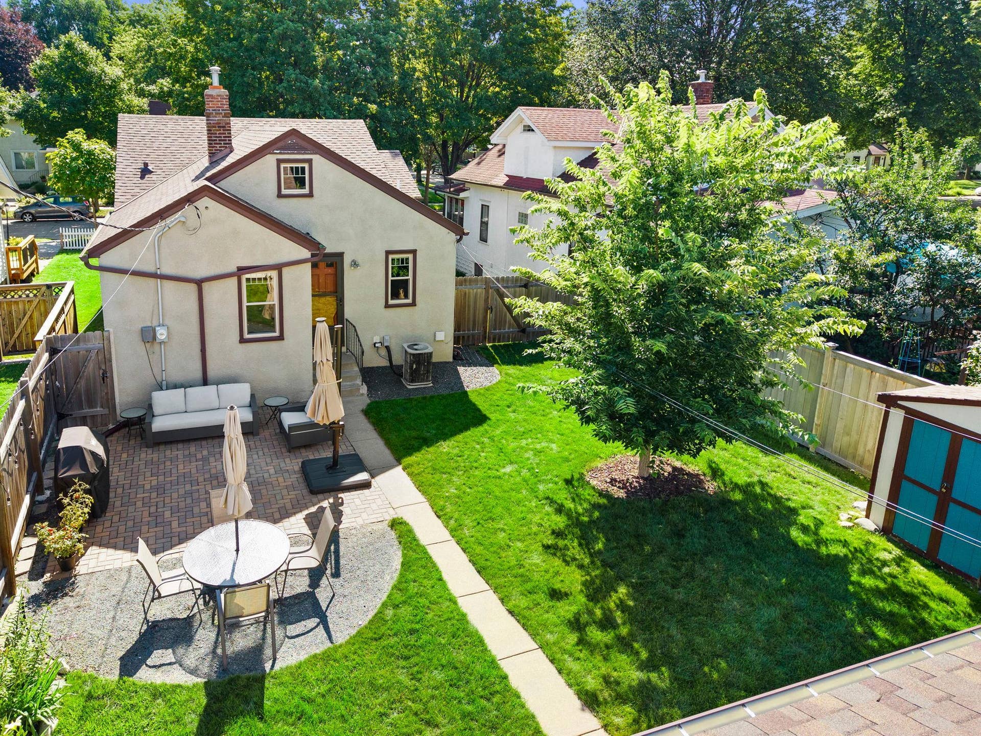 2704 Garfield Street NE, 2, Minneapolis, MN 55418 87-web-or-mls-2704 NE Garfield St-199.jpg
