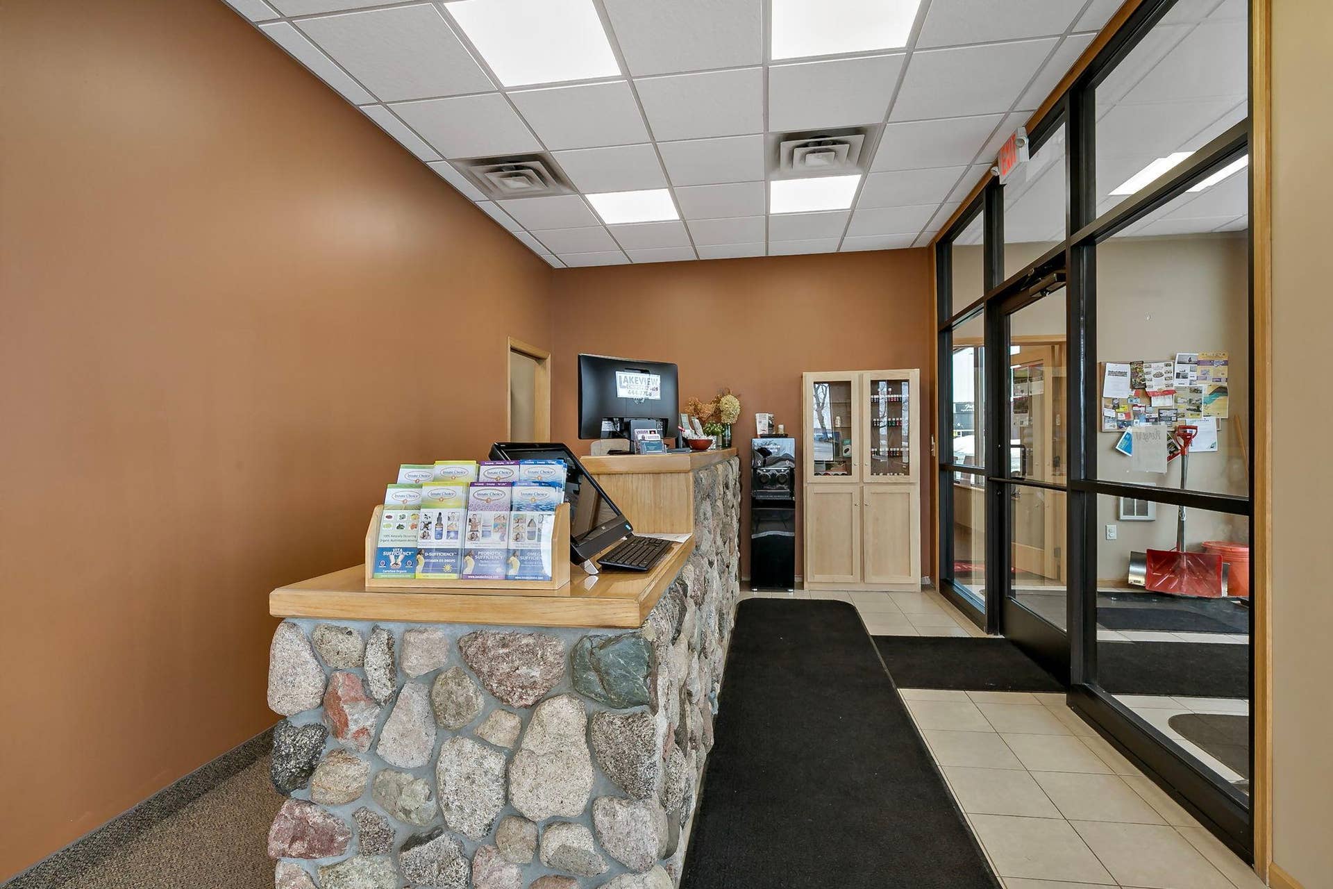 118 Paul Bunyan Drive S, Bemidji, MN 56601 56-web-or-mls-118 Paul Bunyan Dr S Bemidji MN_0058 copy.jpg