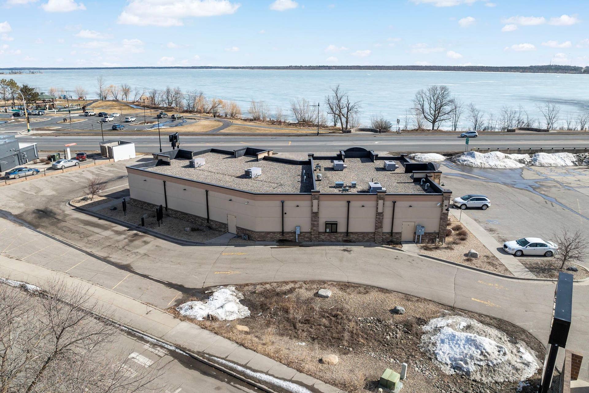 118 Paul Bunyan Drive S, Bemidji, MN 56601 13-web-or-mls-118 Paul Bunyan Dr S Bemidji MN_0015 copy.jpg