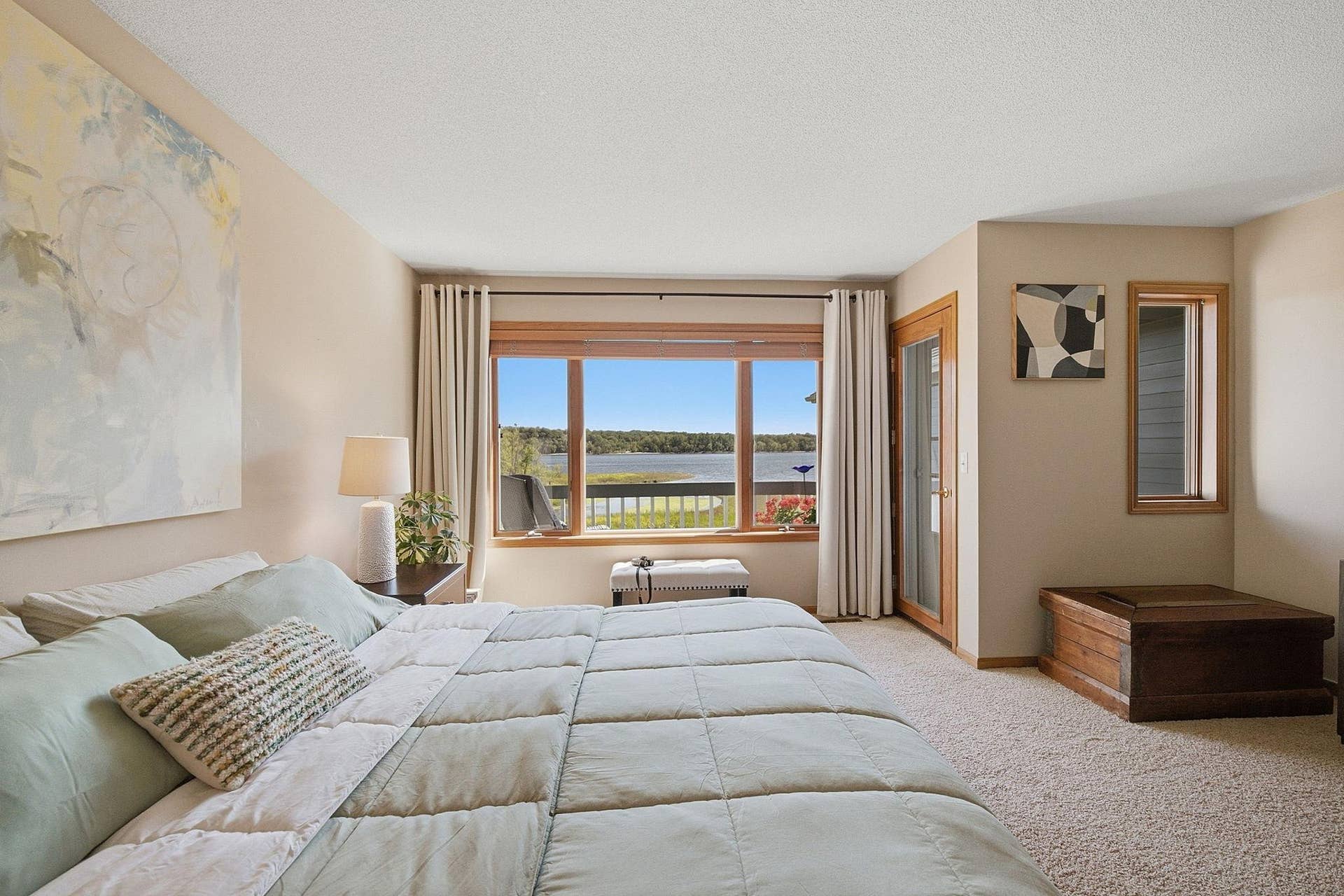 513 Mariner Drive, Bayport, MN 55003 513 Mariner Drive, Bayport, MN 55003