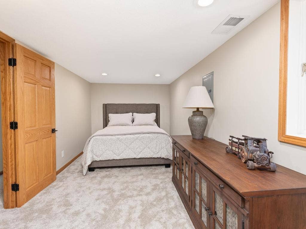 13008 Lakeview Drive Drive, Burnsville, MN 55337 The fourth bedroom is located in the finished lower level.