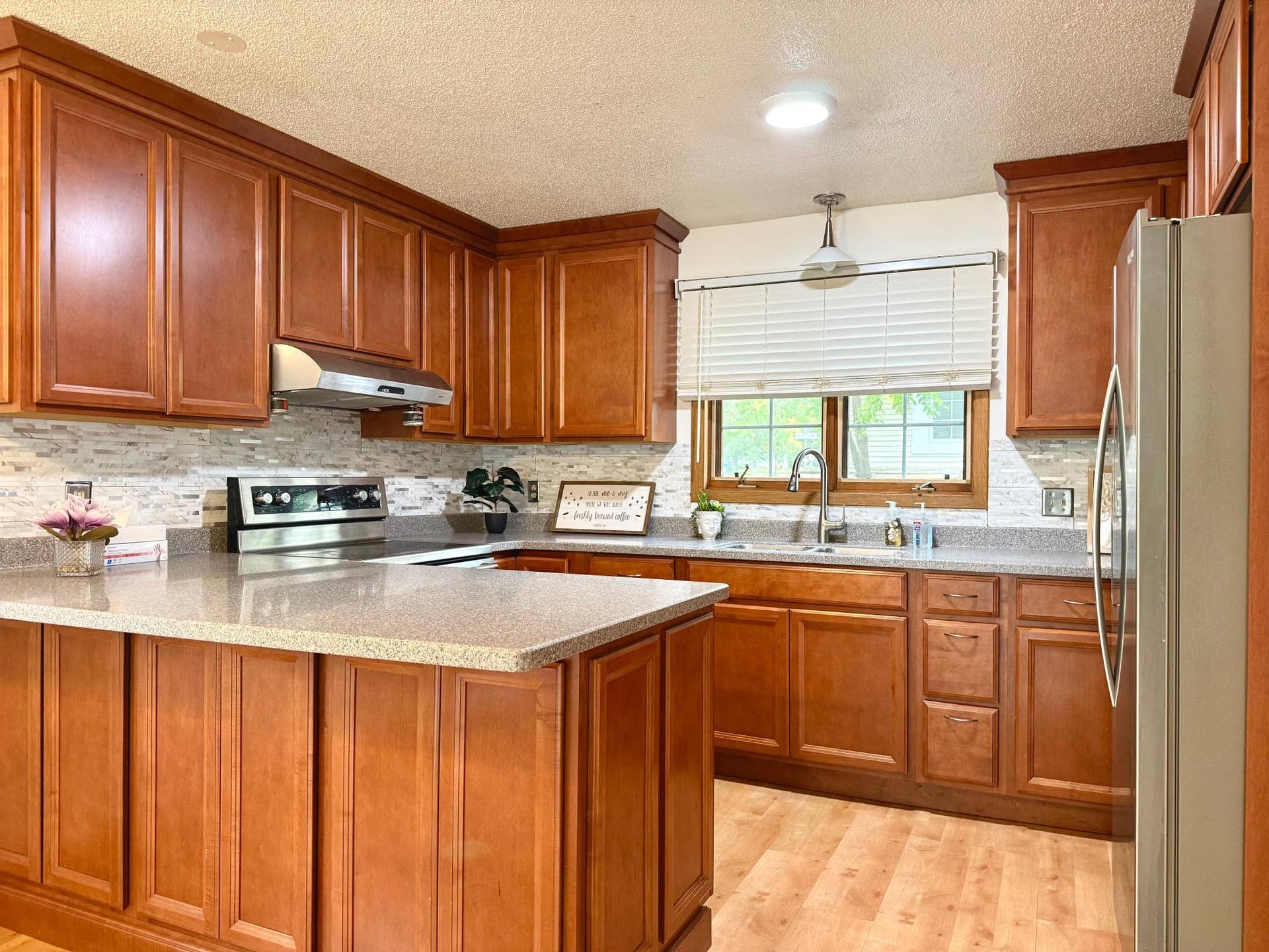 2023 Parkside Drive, 88, Saint Paul, MN 55119 IMG_8264.jpg