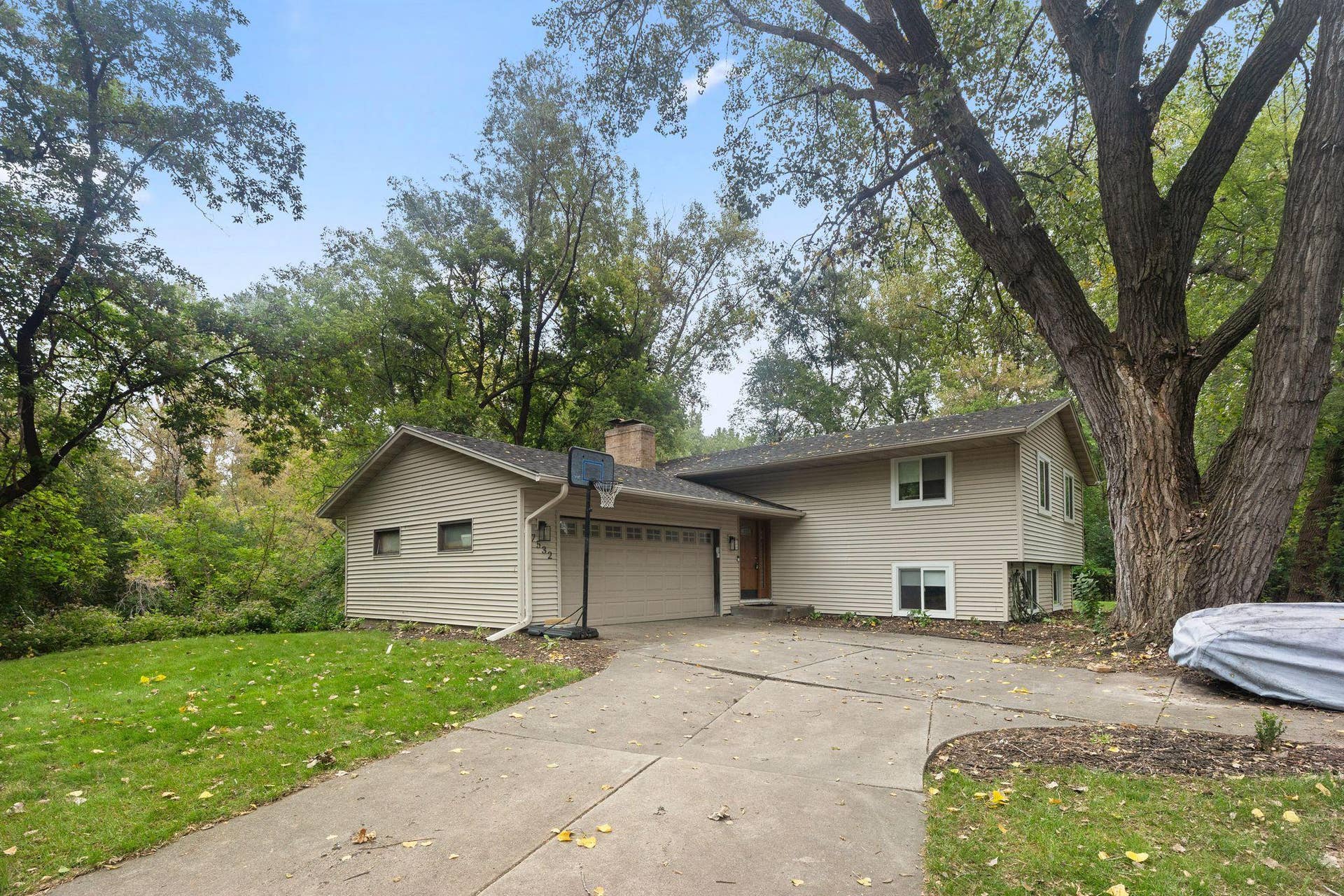 7532 Xerxes Avenue N, Brooklyn Park, MN 55444 7532 Xerxes Avenue N, Brooklyn Park, MN 55444