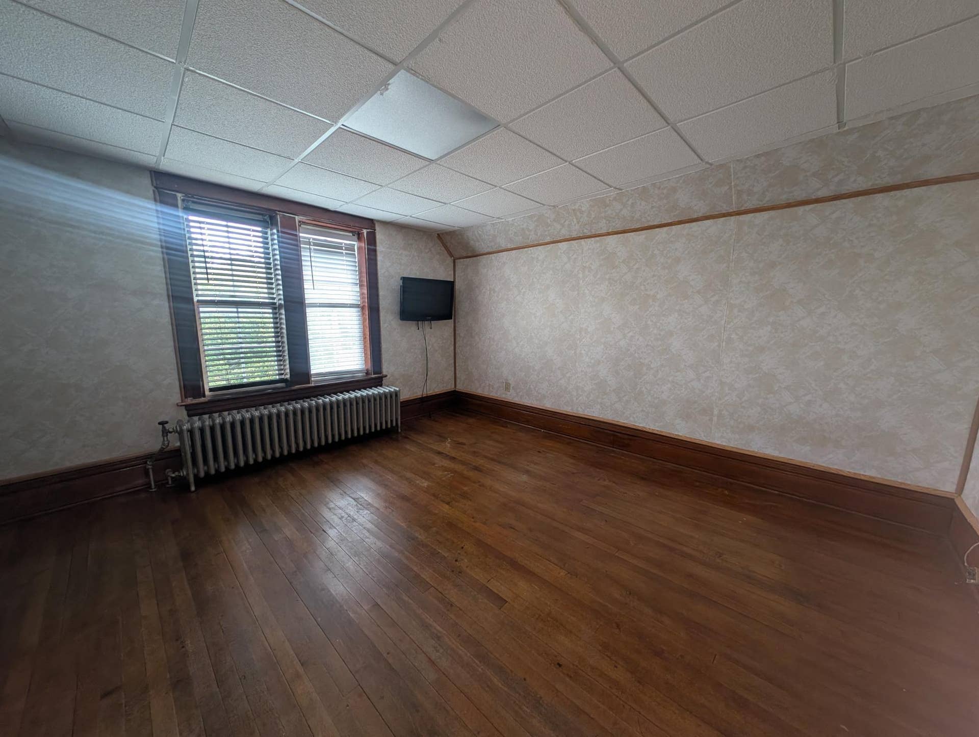 588 York Avenue, 98, Saint Paul, MN 55130 Large Upper Bedroom