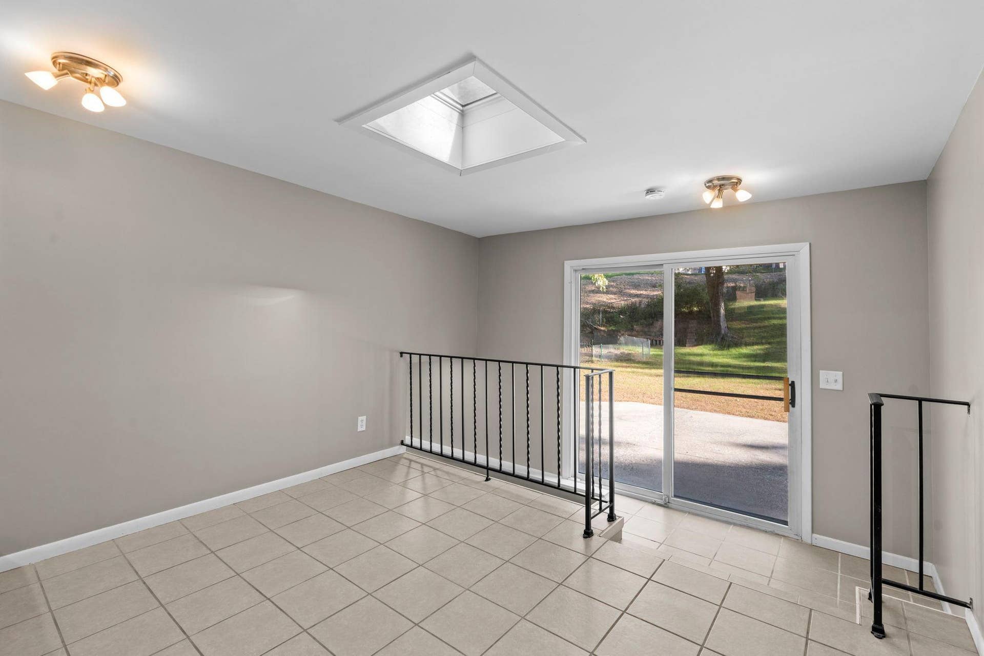 2413 W 107th Street, Bloomington, MN 55431 Informal Dining Room/Walkout to Patio - Main Level