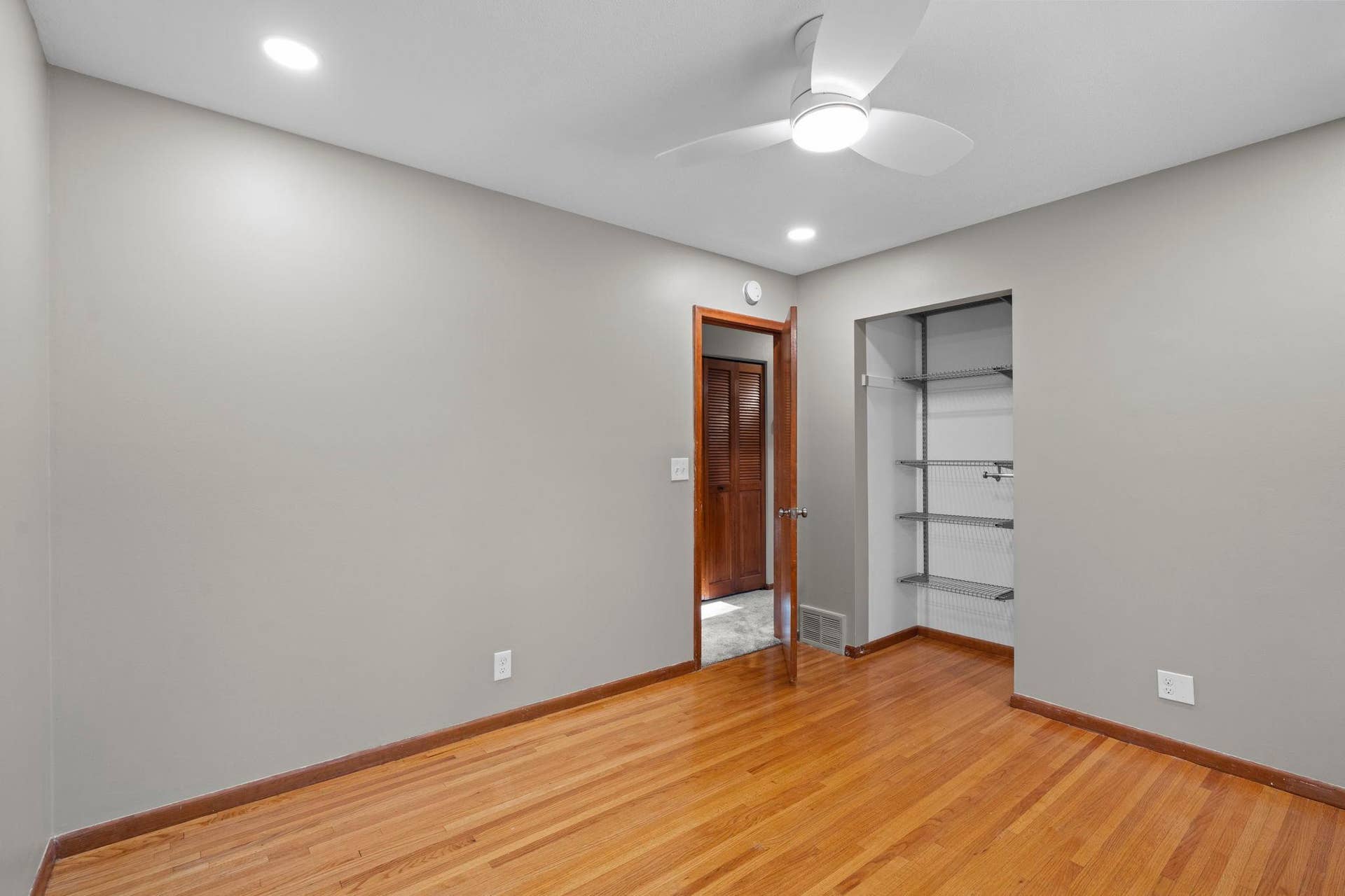 2413 W 107th Street, Bloomington, MN 55431 Bedroom 3 - Upper Level