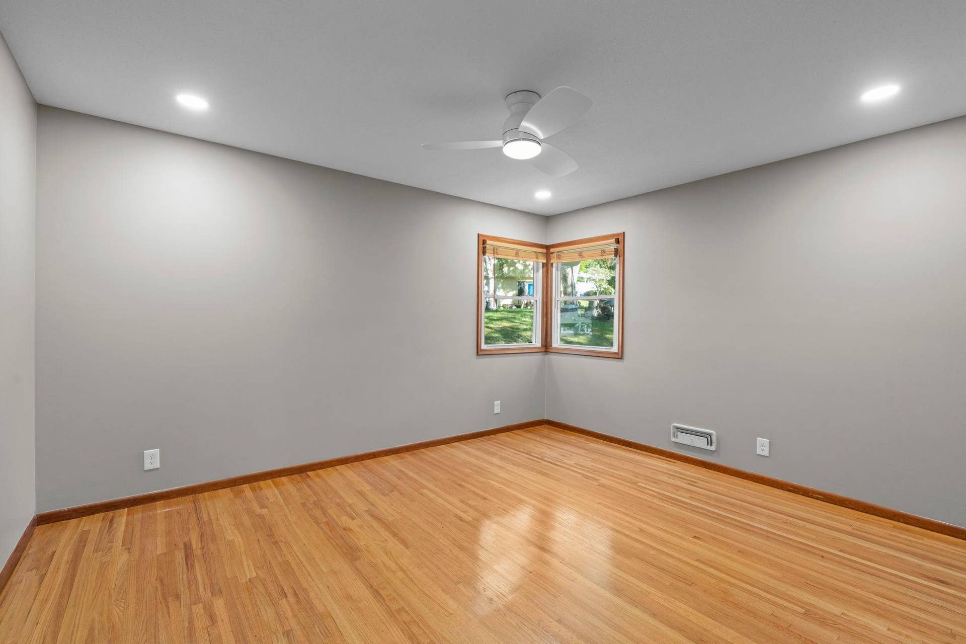 2413 W 107th Street, Bloomington, MN 55431 Primary Bedroom - Upper Level