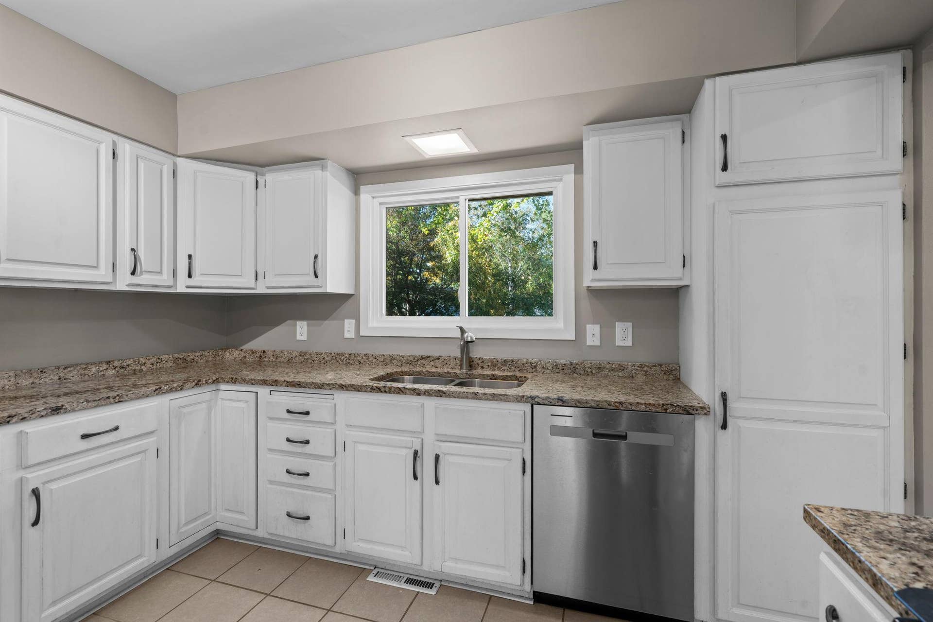 2413 W 107th Street, Bloomington, MN 55431 Kitchen - Main Level