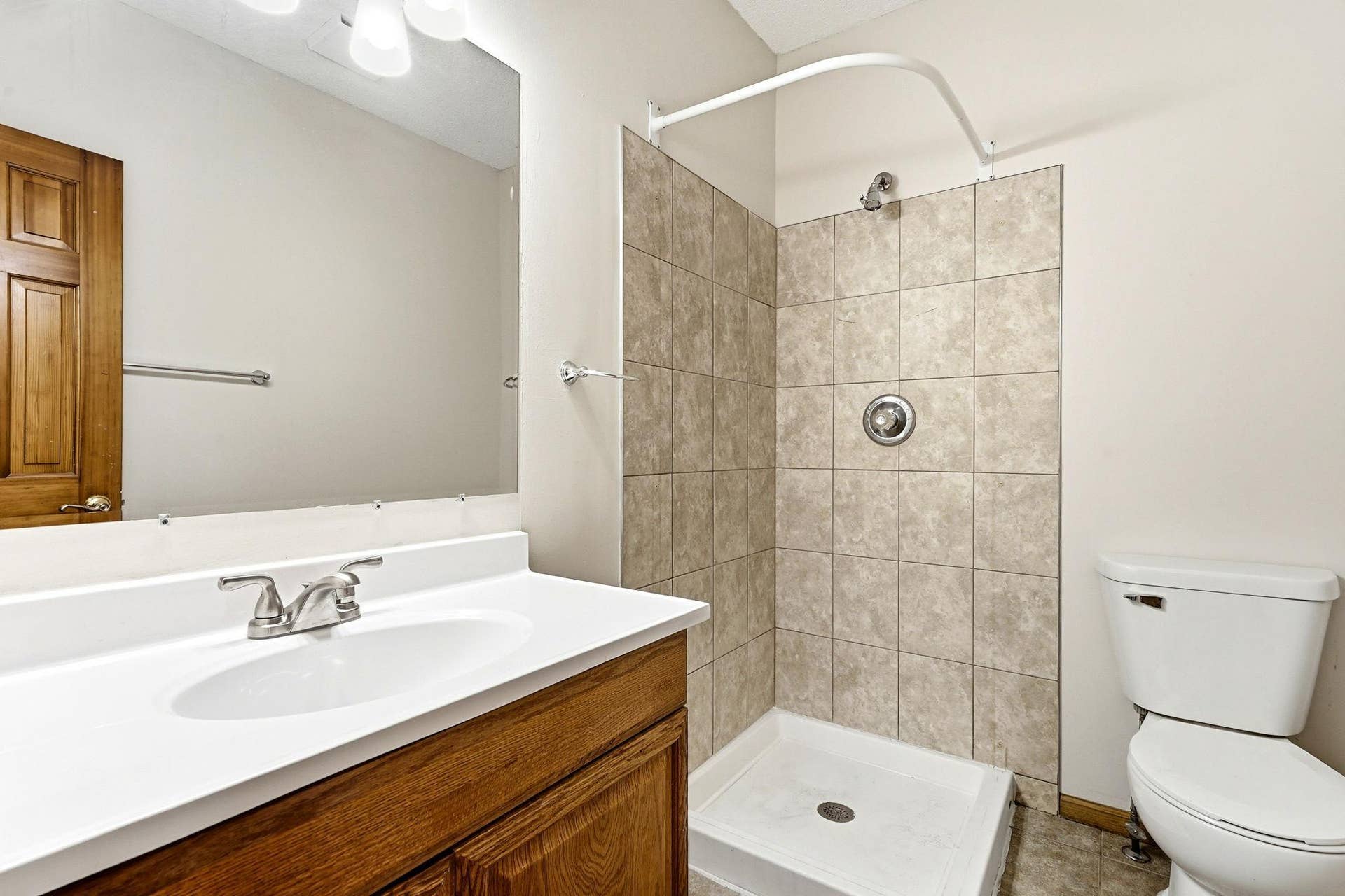 8843 Blackoaks Lane N, Maple Grove, MN 55311 8843 Blackoaks Lane N, Maple Grove, MN 55311