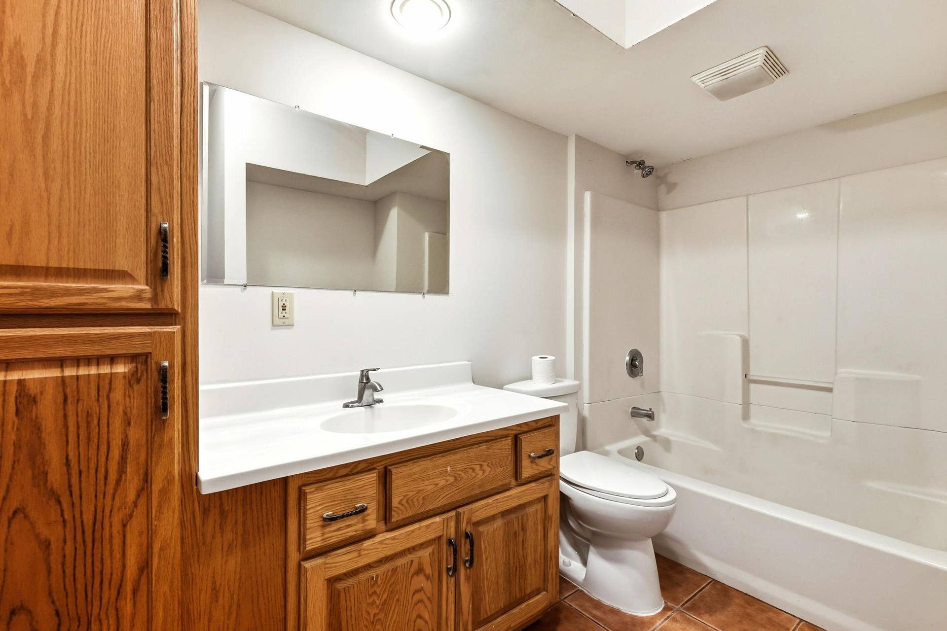 8843 Blackoaks Lane N, Maple Grove, MN 55311 8843 Blackoaks Lane N, Maple Grove, MN 55311