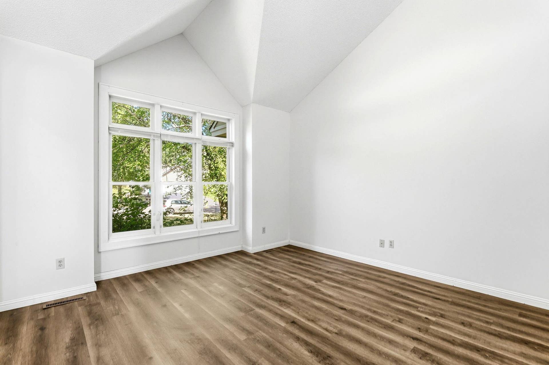 8843 Blackoaks Lane N, Maple Grove, MN 55311 8843 Blackoaks Lane N, Maple Grove, MN 55311