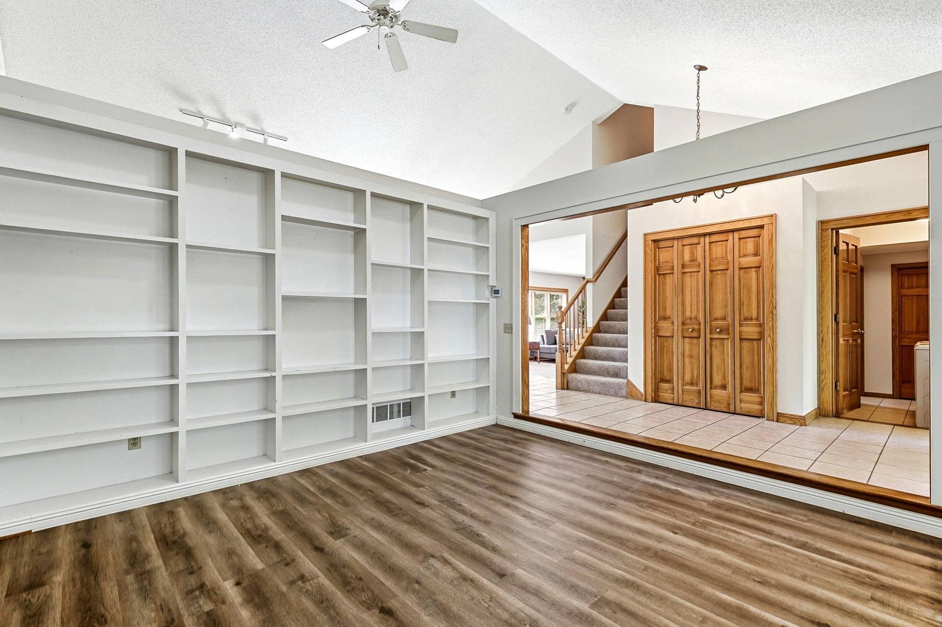8843 Blackoaks Lane N, Maple Grove, MN 55311 8843 Blackoaks Lane N, Maple Grove, MN 55311