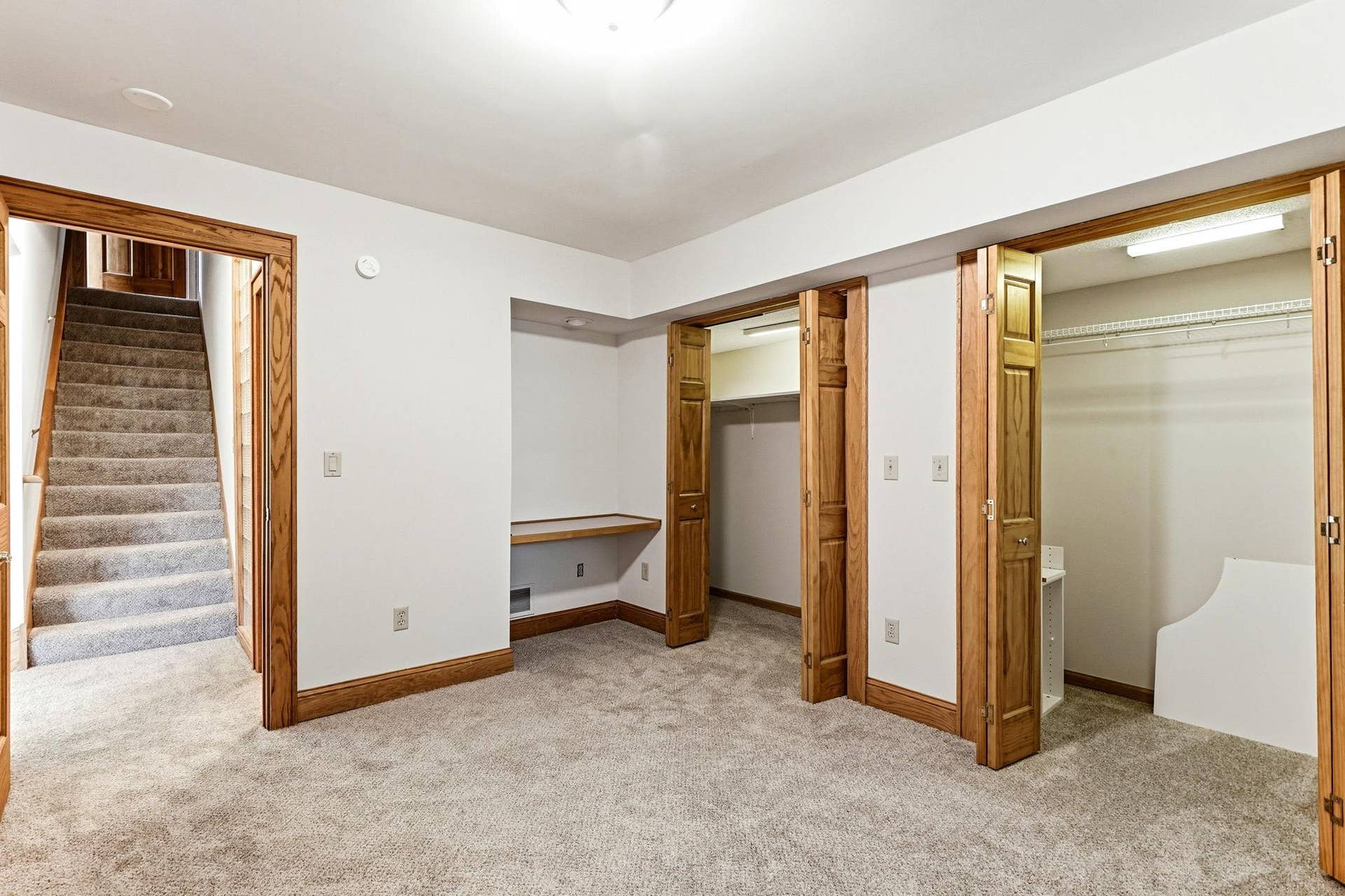 8843 Blackoaks Lane N, Maple Grove, MN 55311 8843 Blackoaks Lane N, Maple Grove, MN 55311