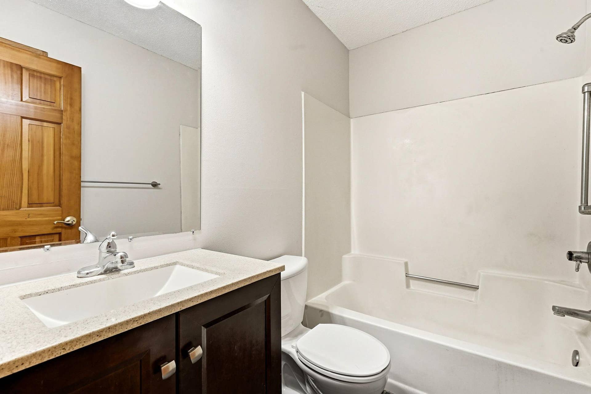 8843 Blackoaks Lane N, Maple Grove, MN 55311 8843 Blackoaks Lane N, Maple Grove, MN 55311