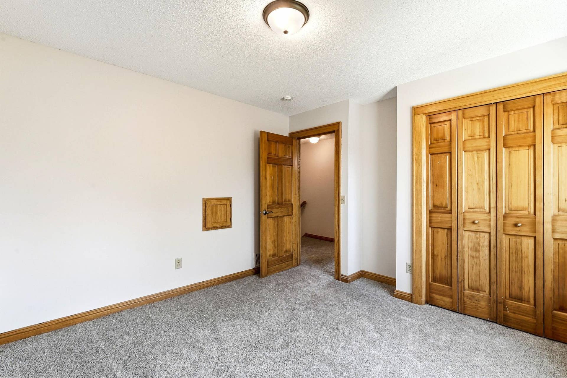 8843 Blackoaks Lane N, Maple Grove, MN 55311 8843 Blackoaks Lane N, Maple Grove, MN 55311