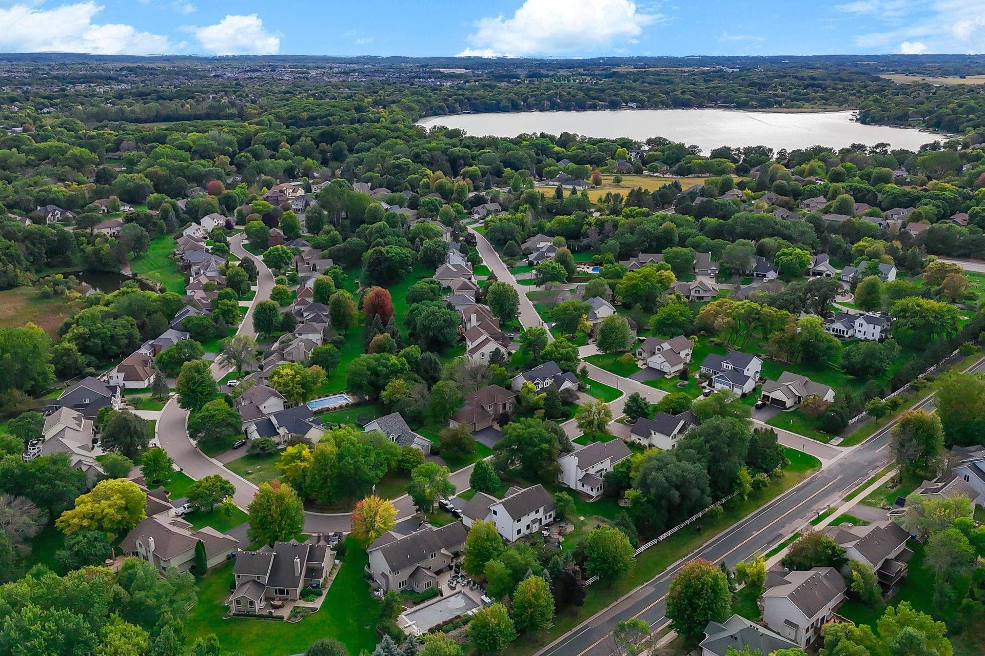 8843 Blackoaks Lane N, Maple Grove, MN 55311 8843 Blackoaks Lane N, Maple Grove, MN 55311