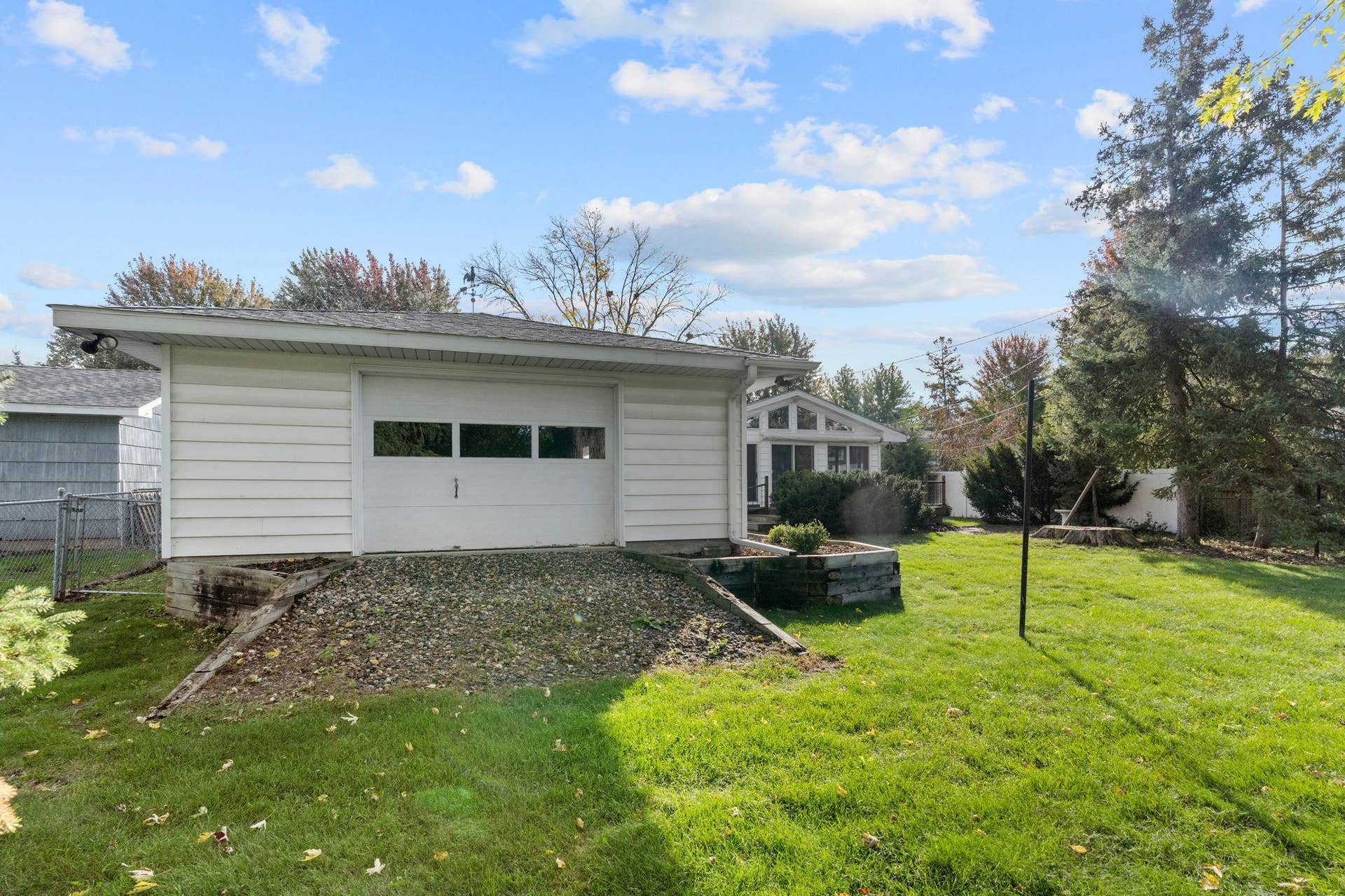 9906 4th Avenue S, Bloomington, MN 55420