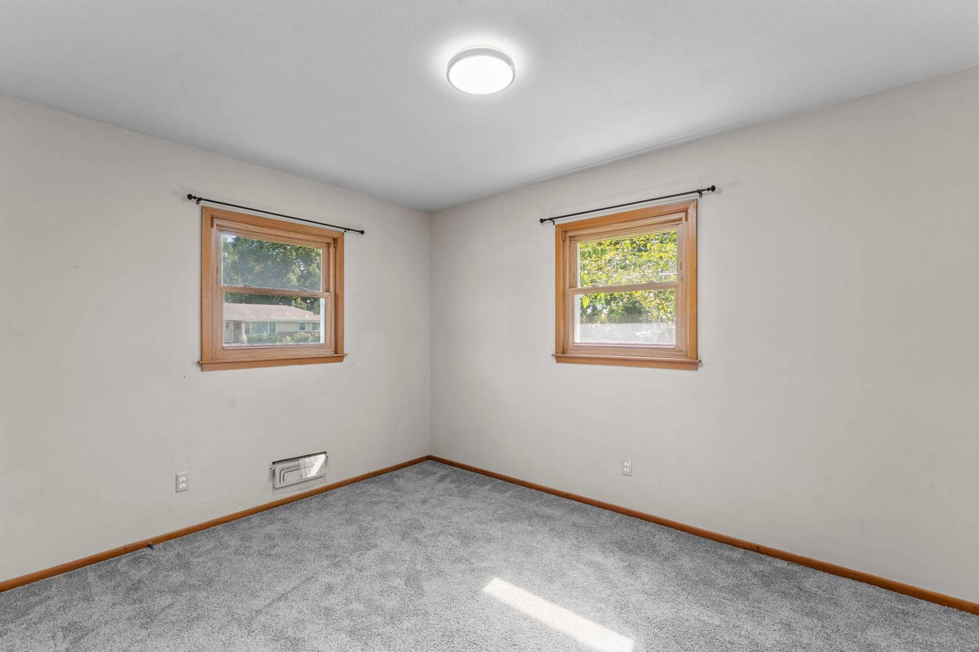 7001 Grimes Avenue N, Brooklyn Center, MN 55429 Bedroom 2