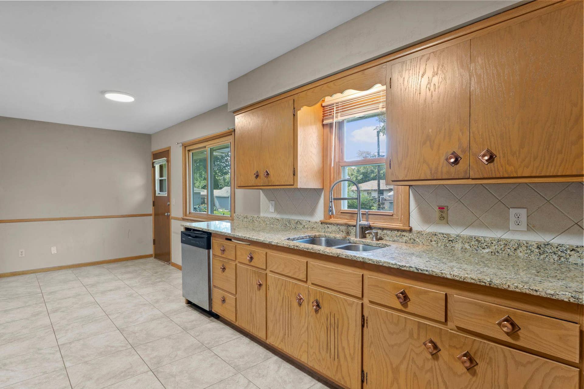 7001 Grimes Avenue N, Brooklyn Center, MN 55429 7001 Grimes Avenue N, Brooklyn Center, MN 55429