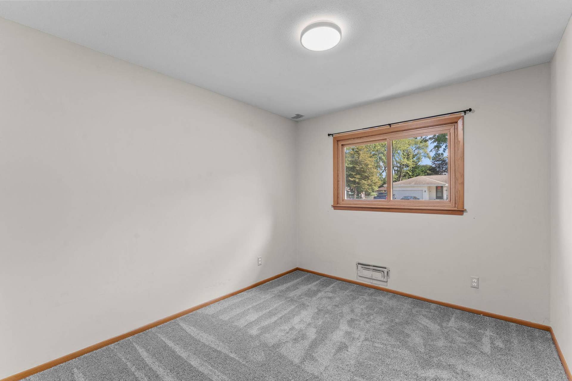 7001 Grimes Avenue N, Brooklyn Center, MN 55429 Bedroom 1